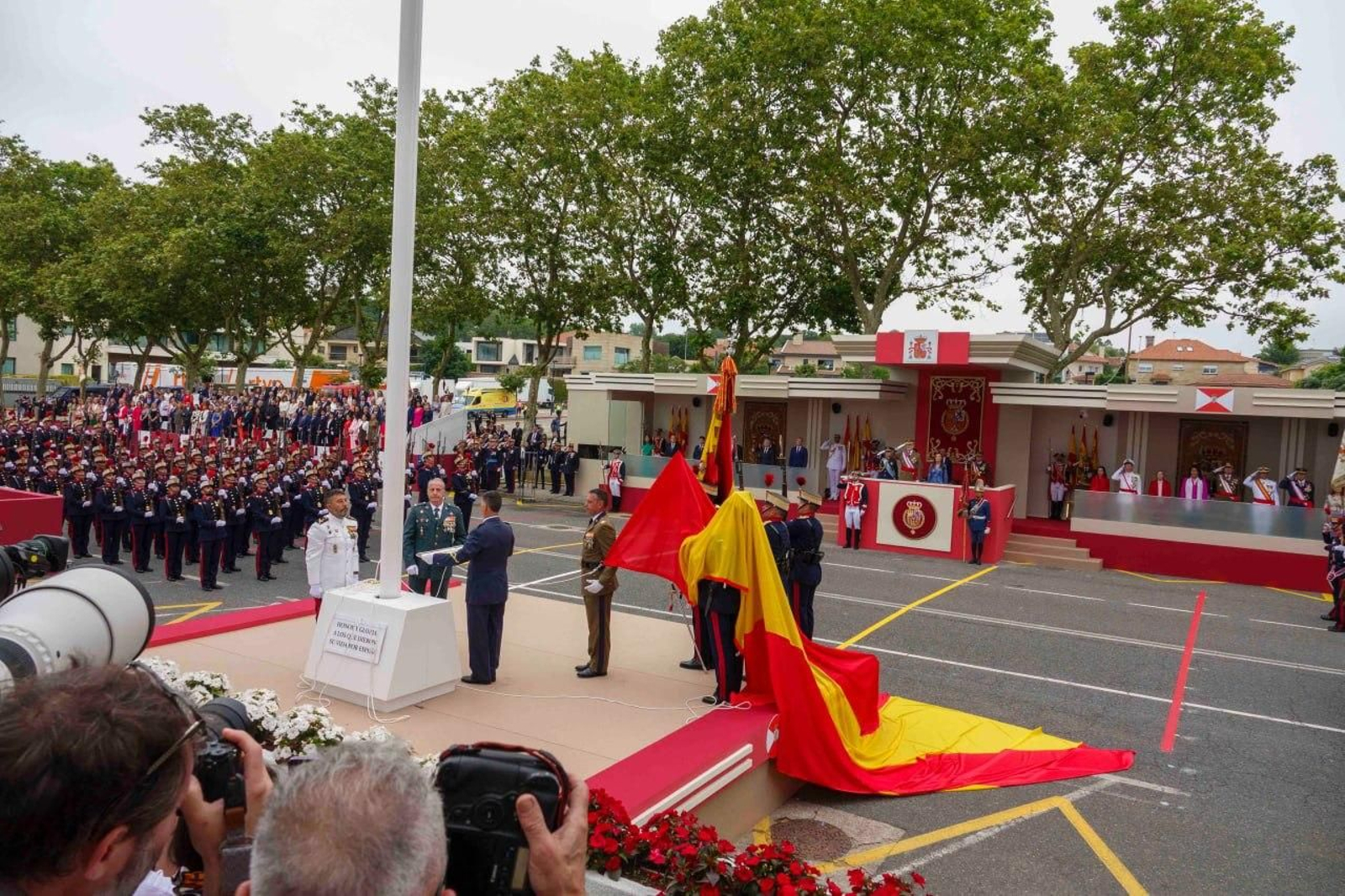 Galería | Las mejores imágenes del histórico Día de las Fuerzas Armadas en Vigo