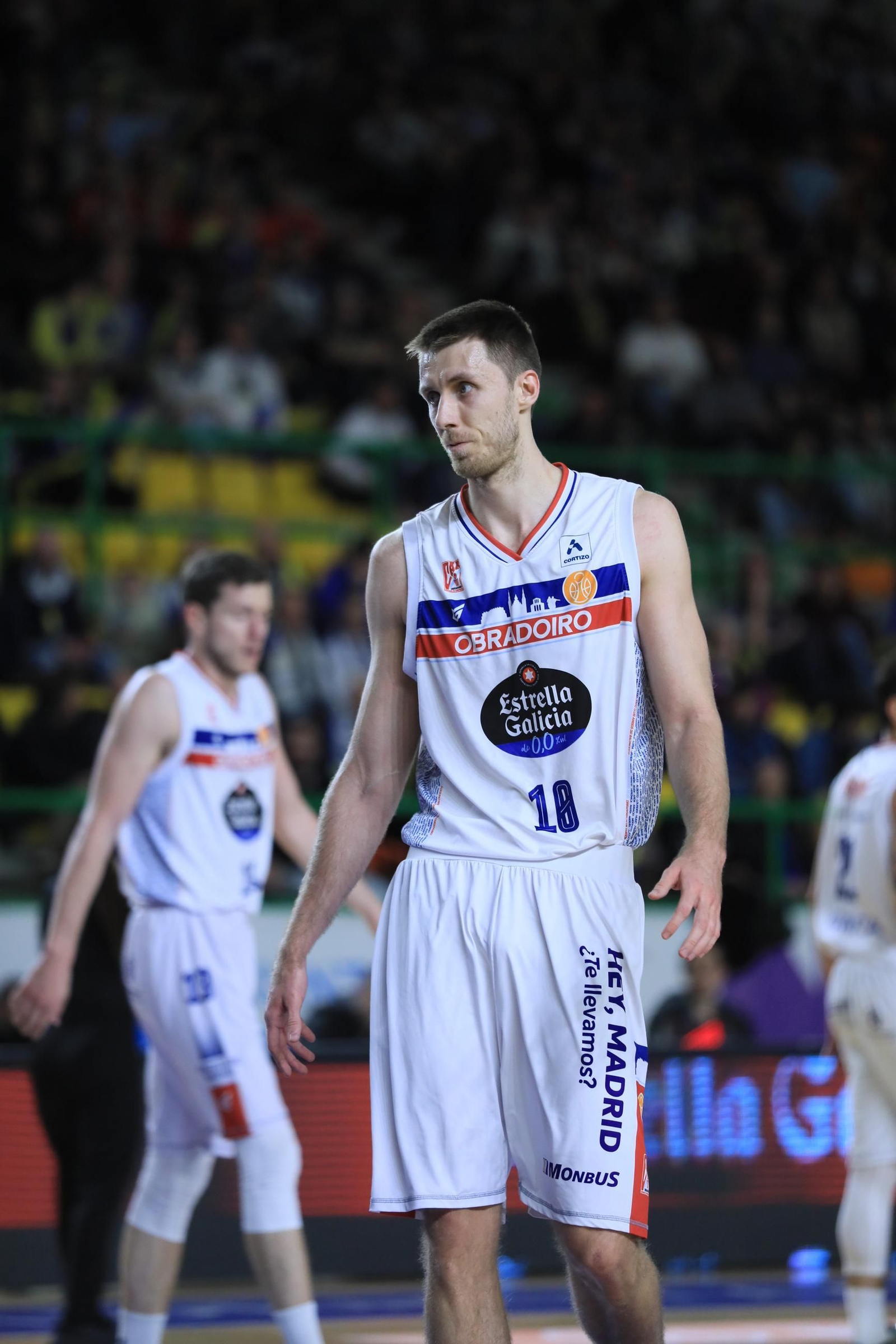 Galería | El Pazo, a reventar para el derbi COB-Obradoiro