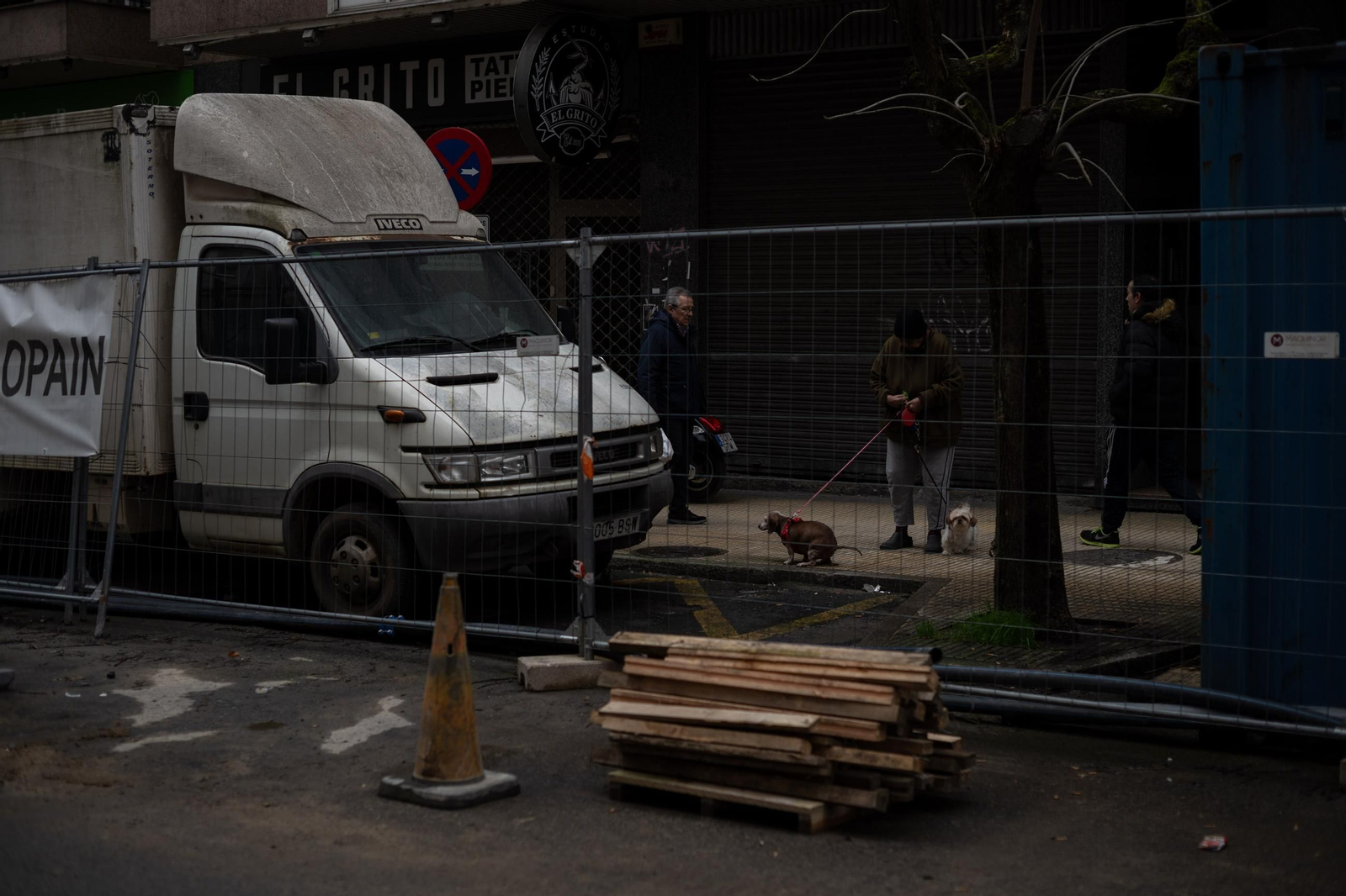 Galería | Así se encuentra la Avenida de Portugal tras la paralización de las obras por impagos del Concello de Ourense