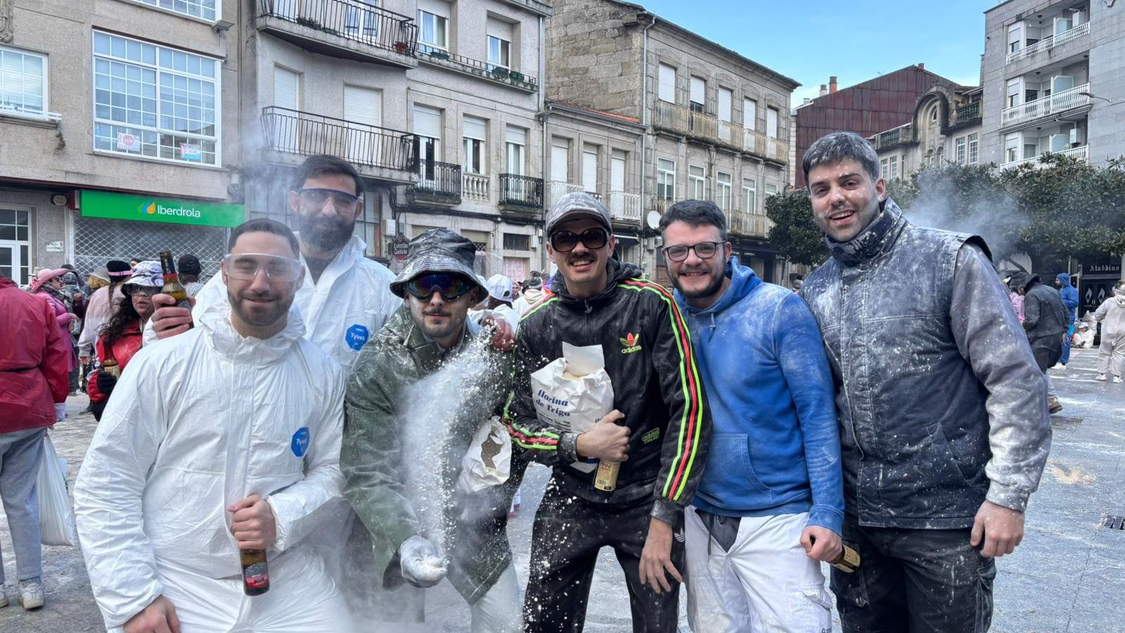 Algunos asistentes estuvieron desde la mañana