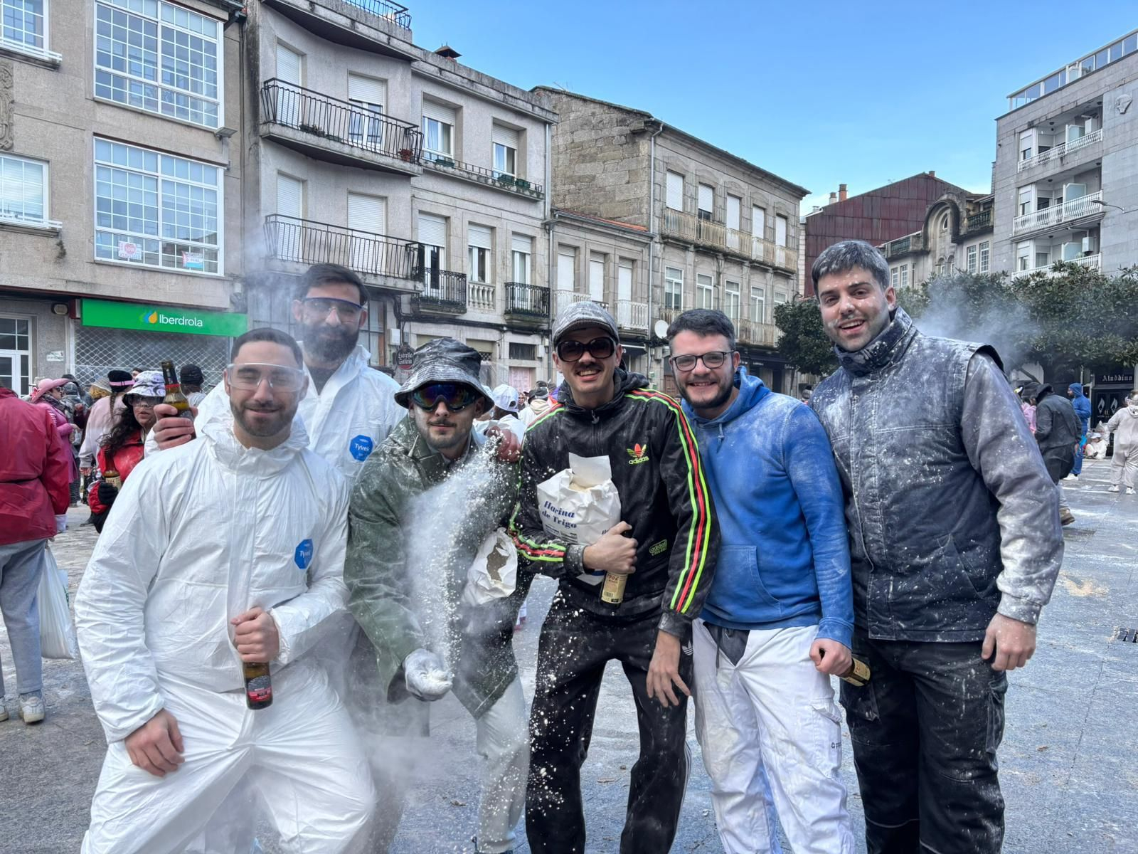 Galería | Los entroideiros conquistan Xinzo en el Domingo de Fareleiro