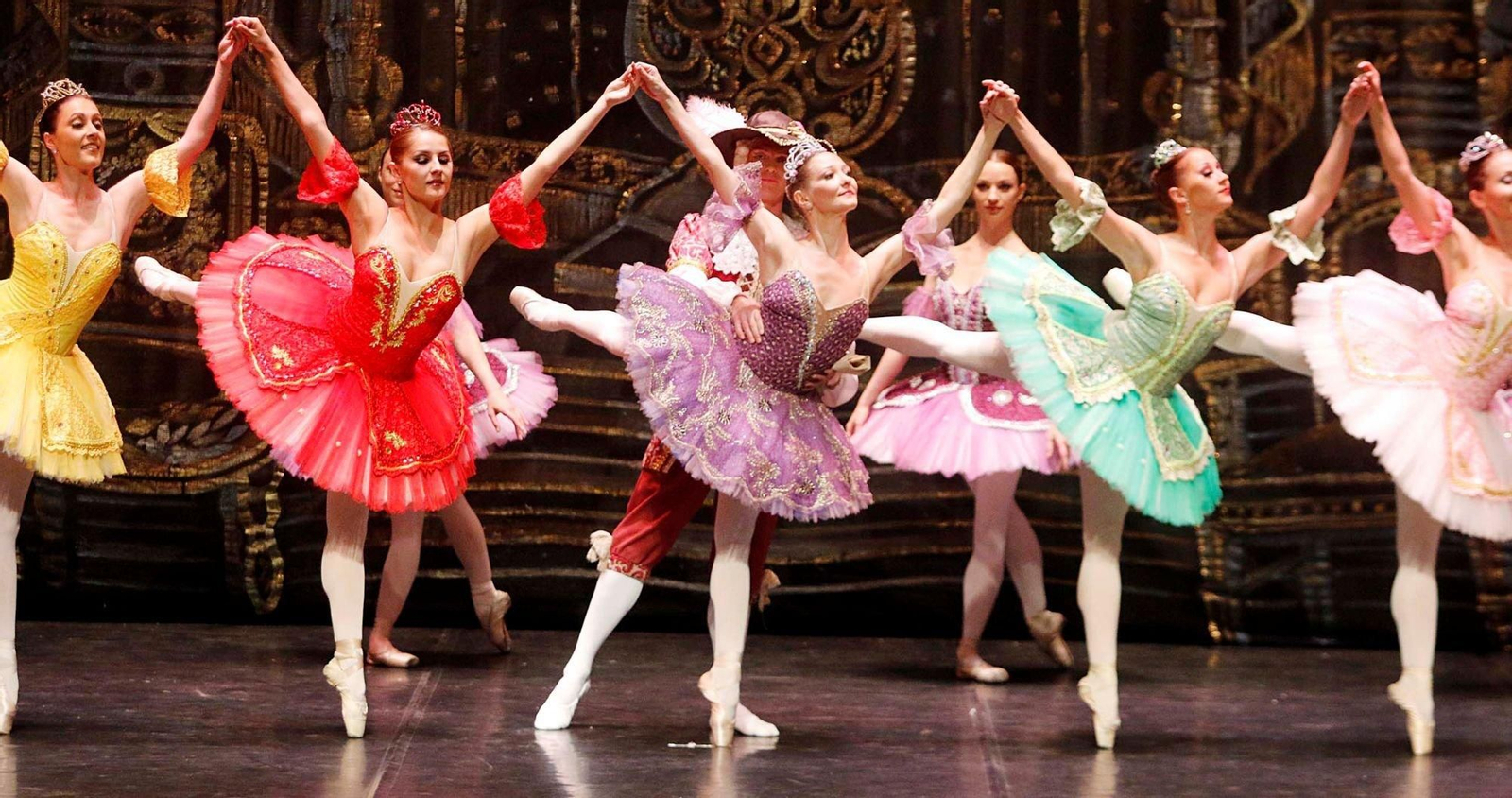 Un momento del ballet “La bella durmiente”, de la compañía rusa de Usmanov.
