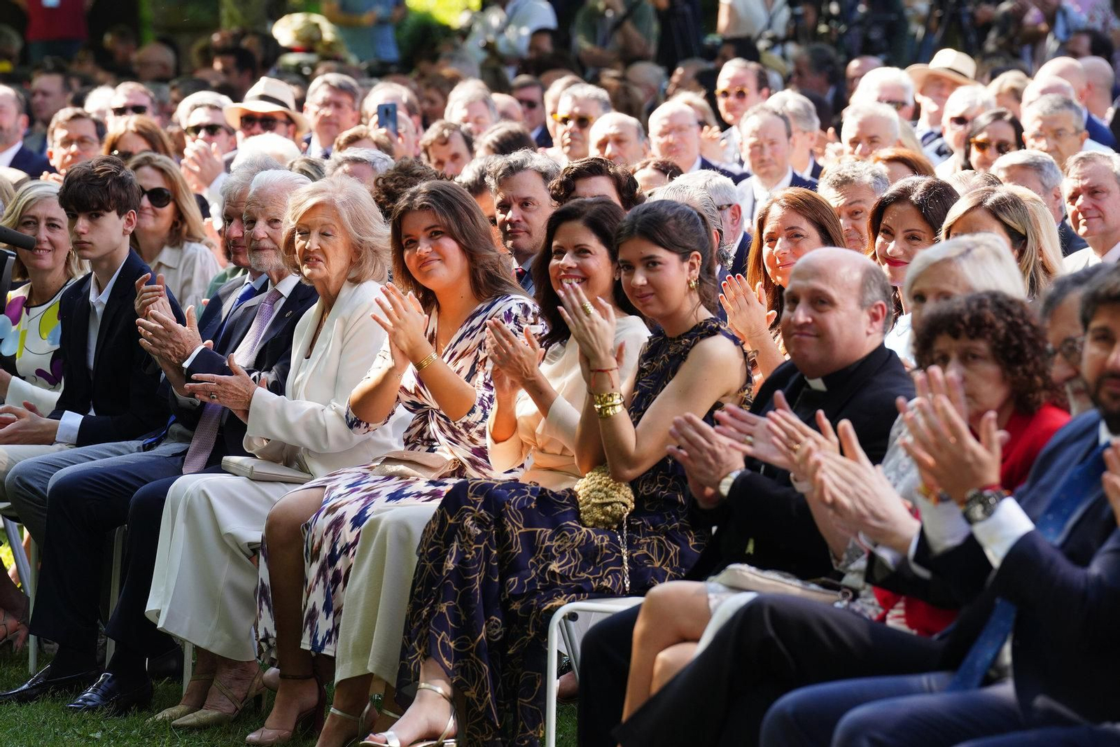 Familiares de Rueda durante al acto de toma de posesión.