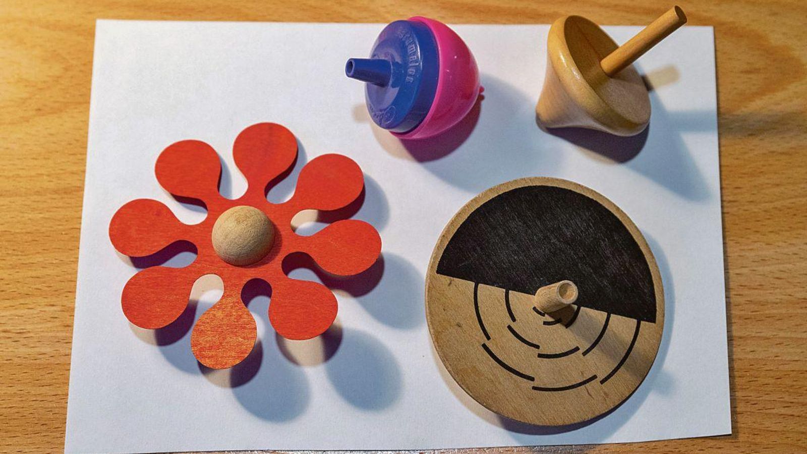 Frecuentemente los niños fabricaban sus propias peonzas lo que da especial valor pedagógico al juguete.