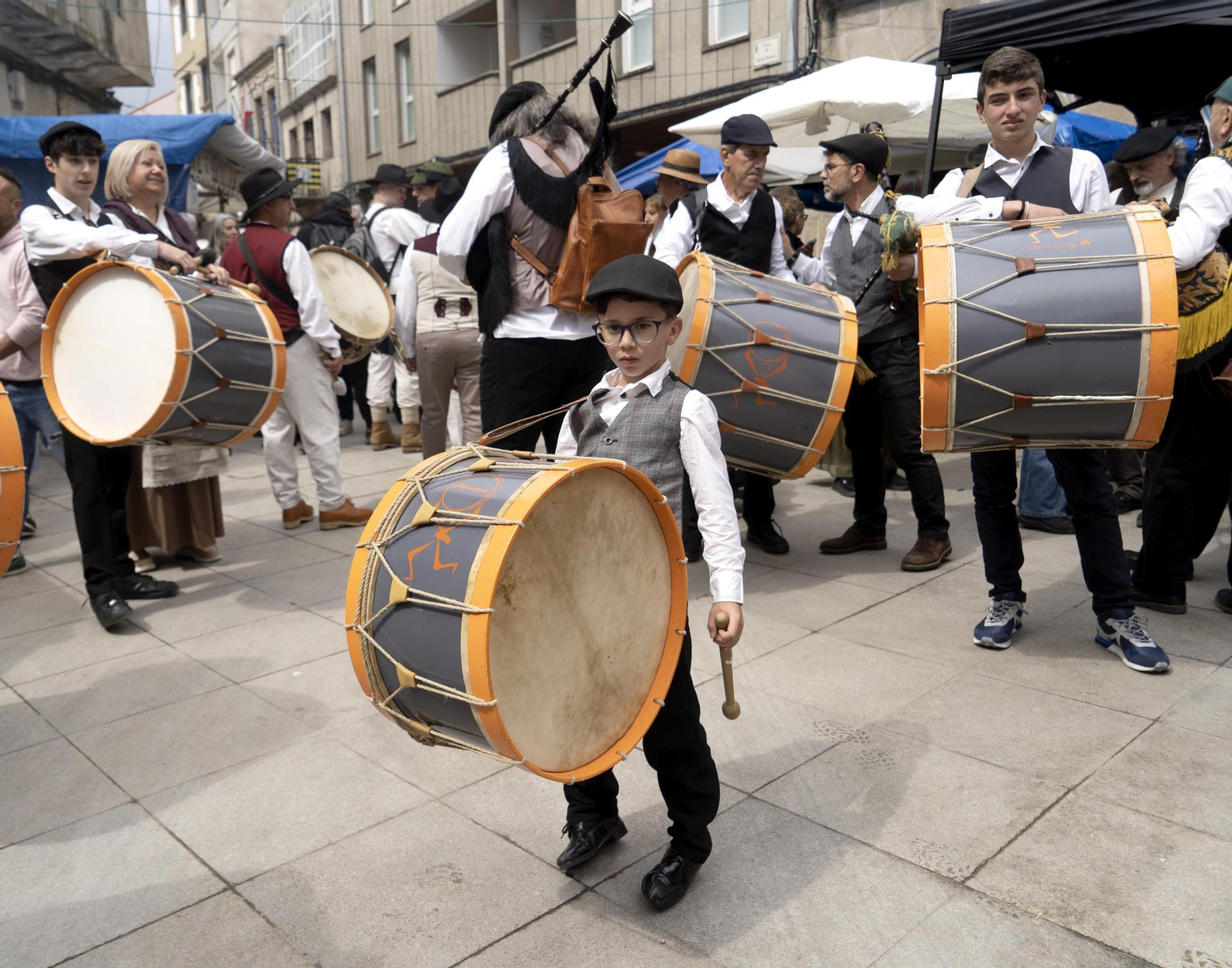 Galería | La villa de Bouzas revive un año más la Fiesta de la Brincadeira