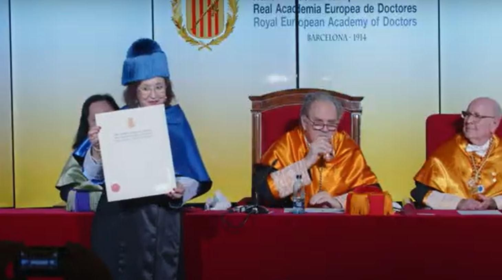 Acto de nombramiento como académica de la Real Academia Europea de Doctores