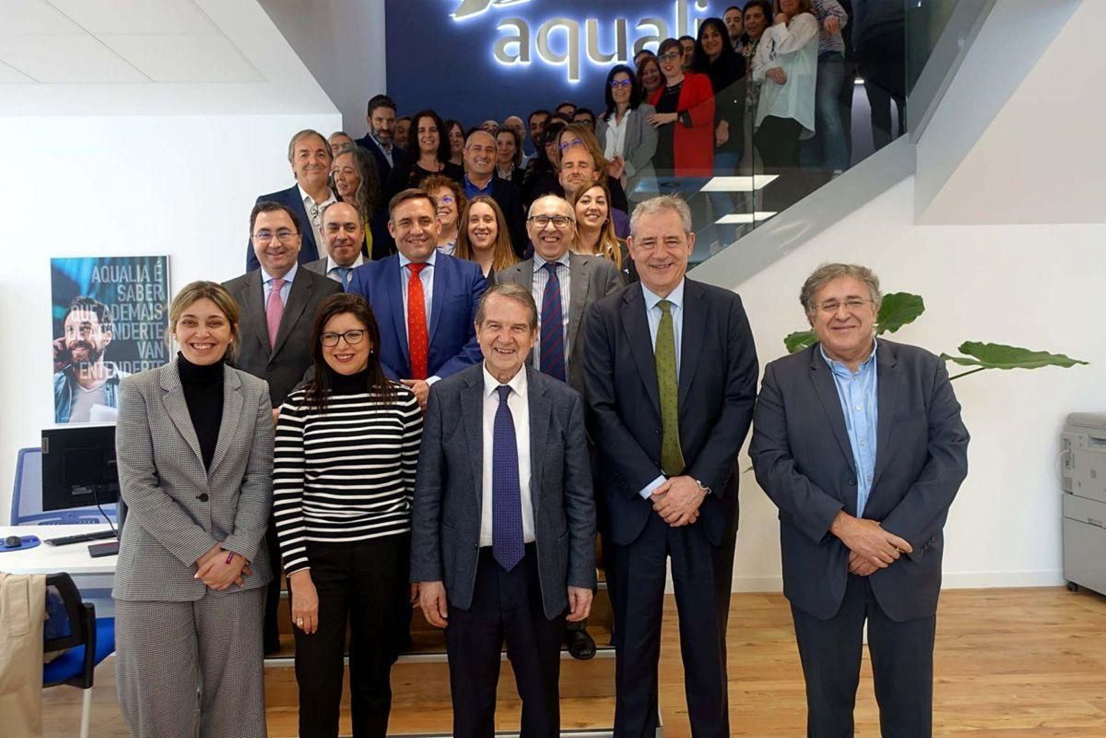 Caballero visitó las oficinas con Javier Pardo, María José Caride, Patricia Rodríguez y Félix Parra
