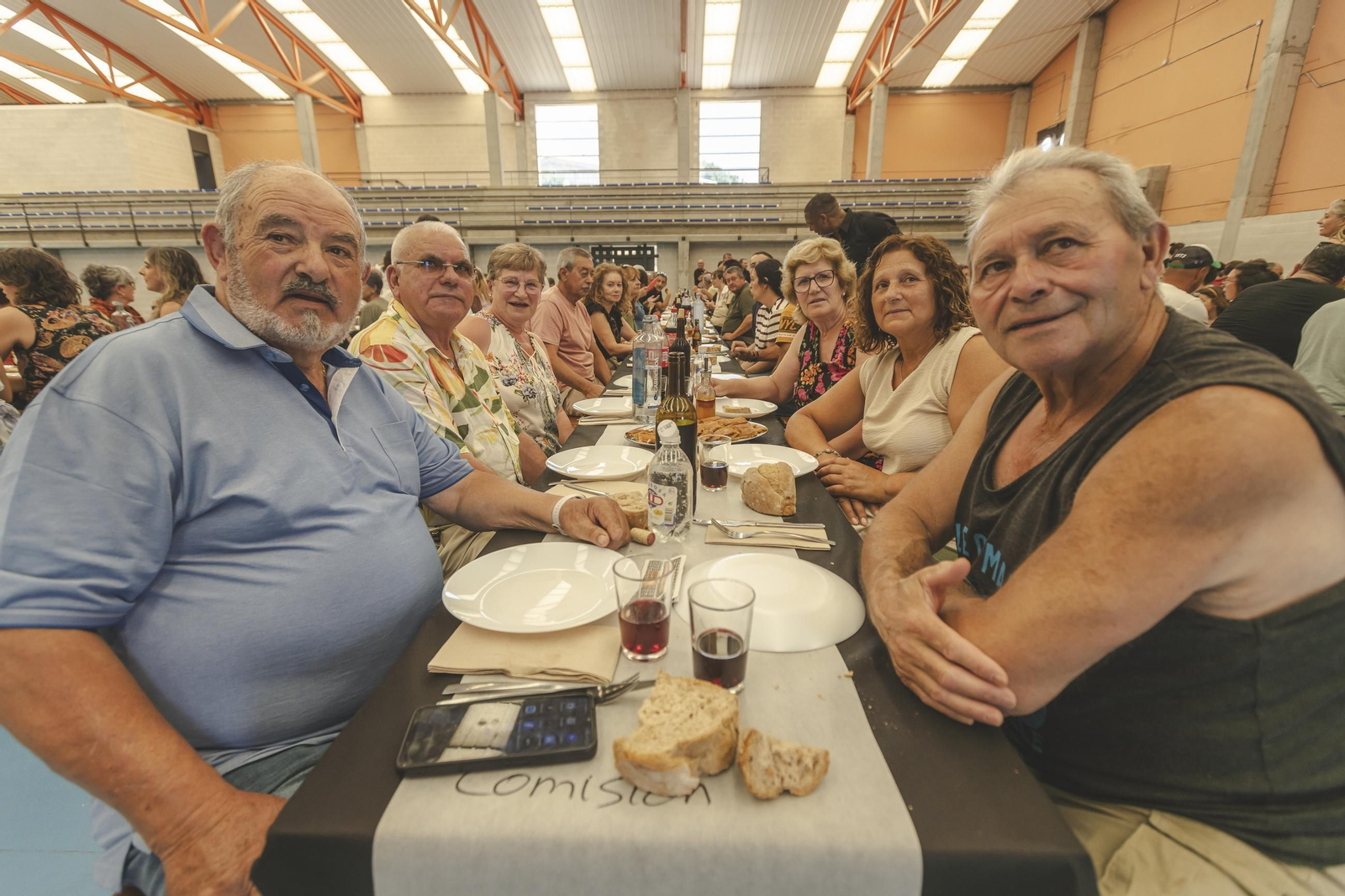Galería | A Merca disfruta de una gran Festa do Porco ó espeto, en fotos