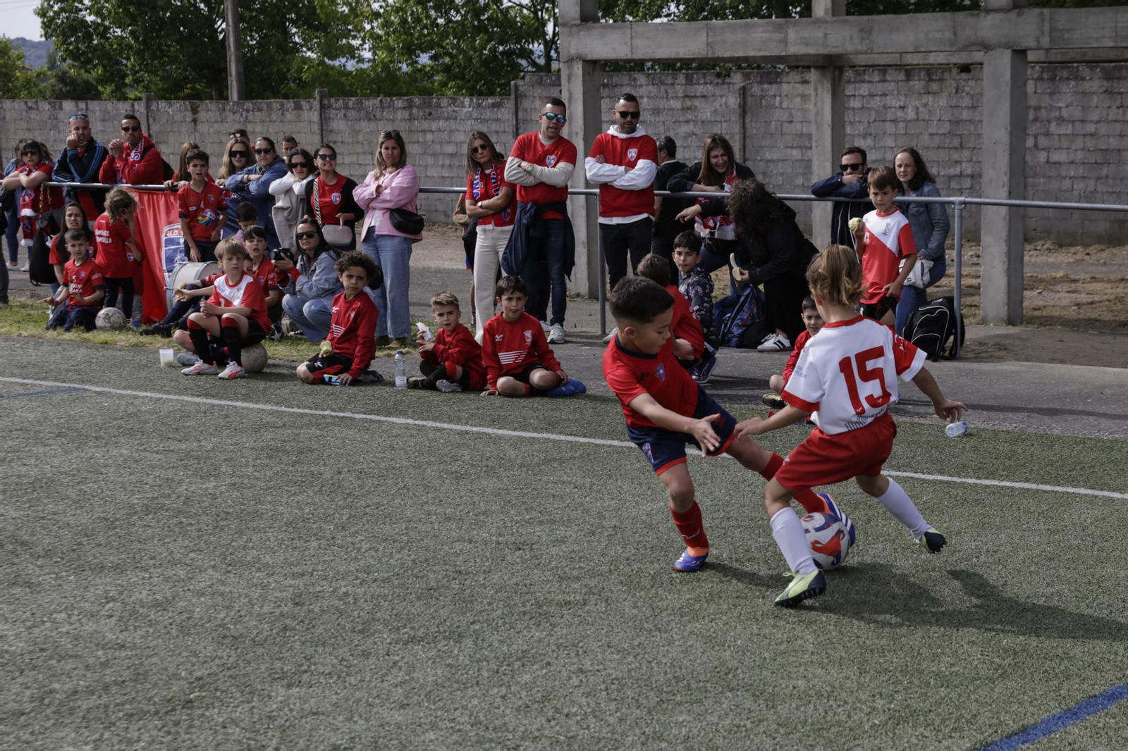 Galería | La fase intermedia del Campeonato Gallego de Fútbol 8 aterriza en Xinzo de Limia