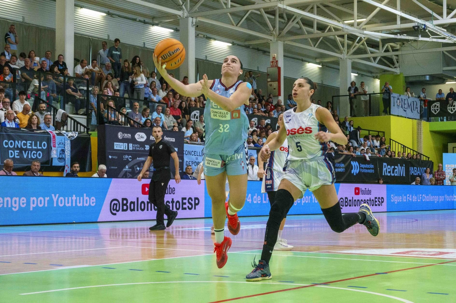 Paula Salinas entra a canasta en la última final por el ascenso.