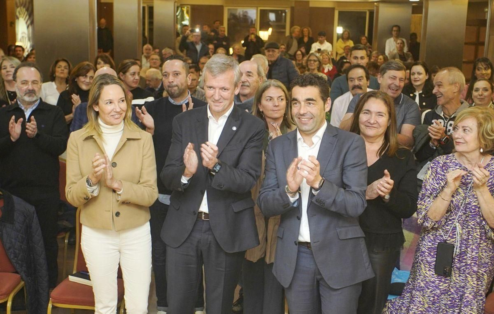 Alfonso Rueda presidió la junta local del PP con Tapias y Luis López