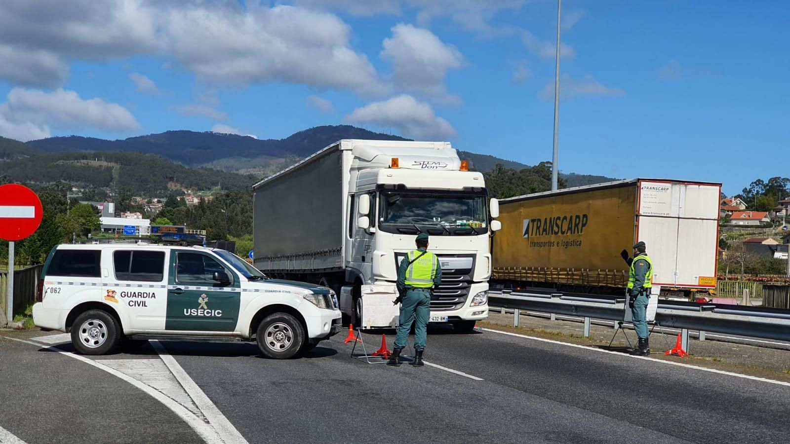 La Guardia Civil en la frontera de Tui