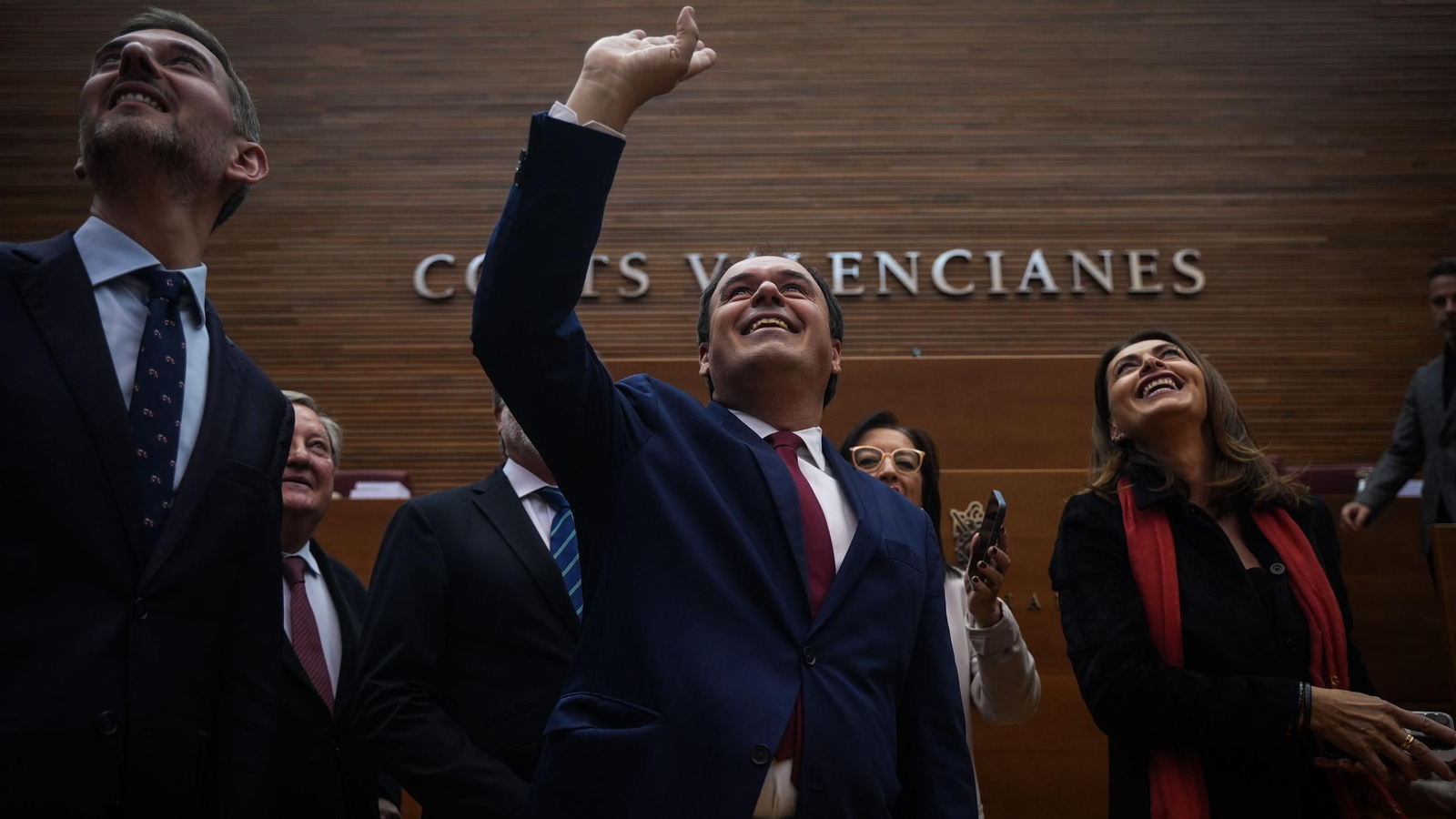 El nuevo president de la Generalitat valenciana, Juanfran Pérez Llorca, toma posesión de su cargo