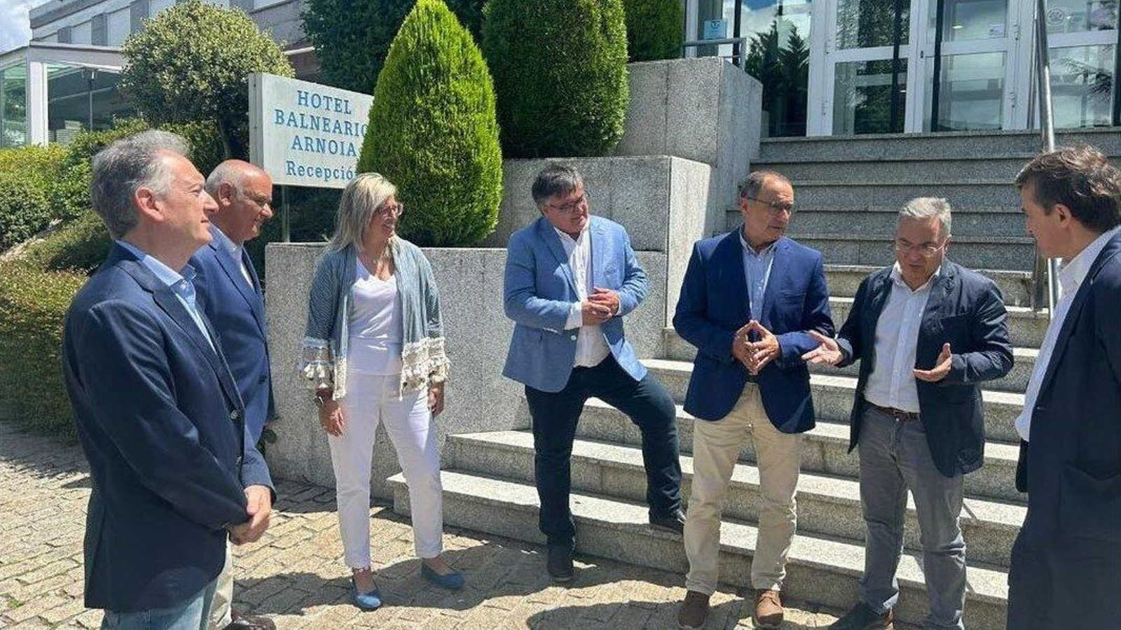 Representantes de la Xunta, Diputación y San Rosendo presentaron el nuevo proyecto para Arnoia.