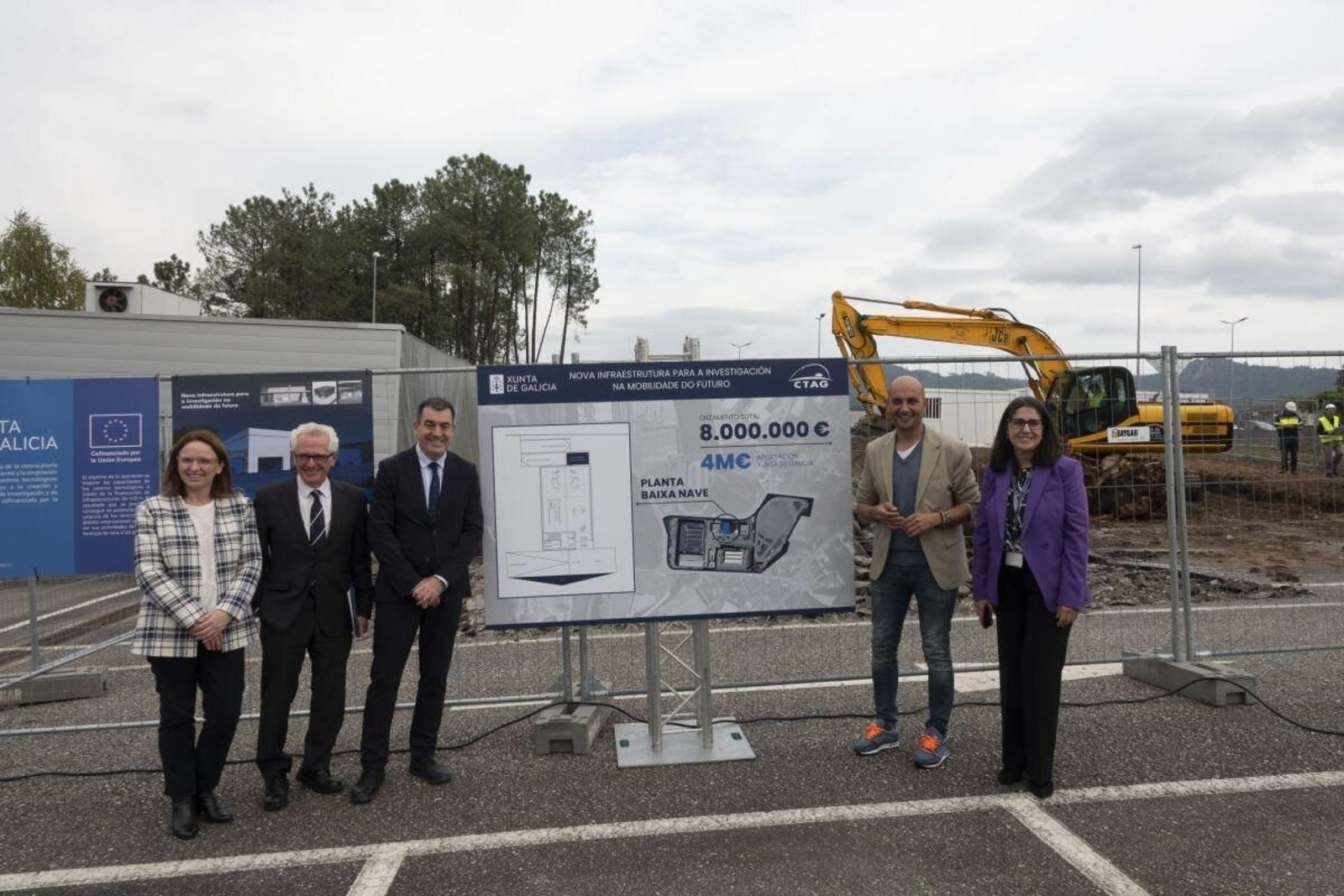 Carmen Cotelo, Luis Moreno, Román Rodríguez, Alejandro Lorenzo y Ana Paúl, en el inicio de las obras.