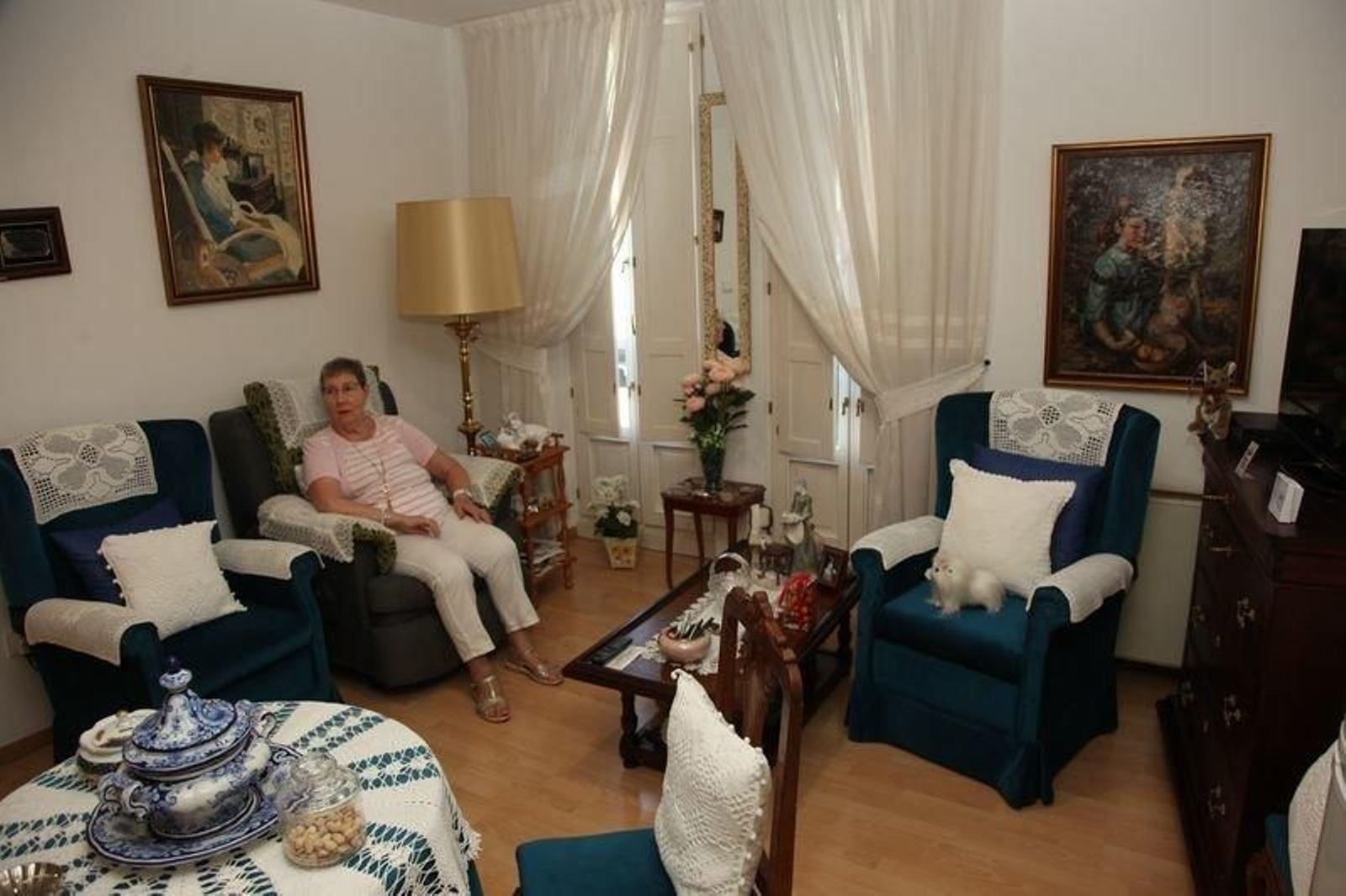 María del Carmen Fernández lleva casi seis años en un estudio de la Fundación San Rosendo, en la ciudad.