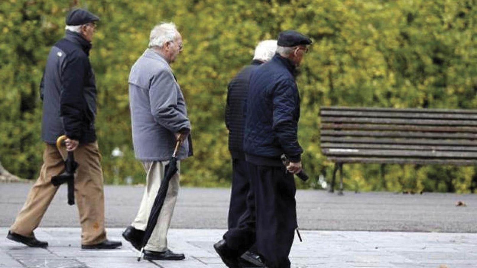 Los pensionistas del futuro verán recortadas sus jubilaciones.