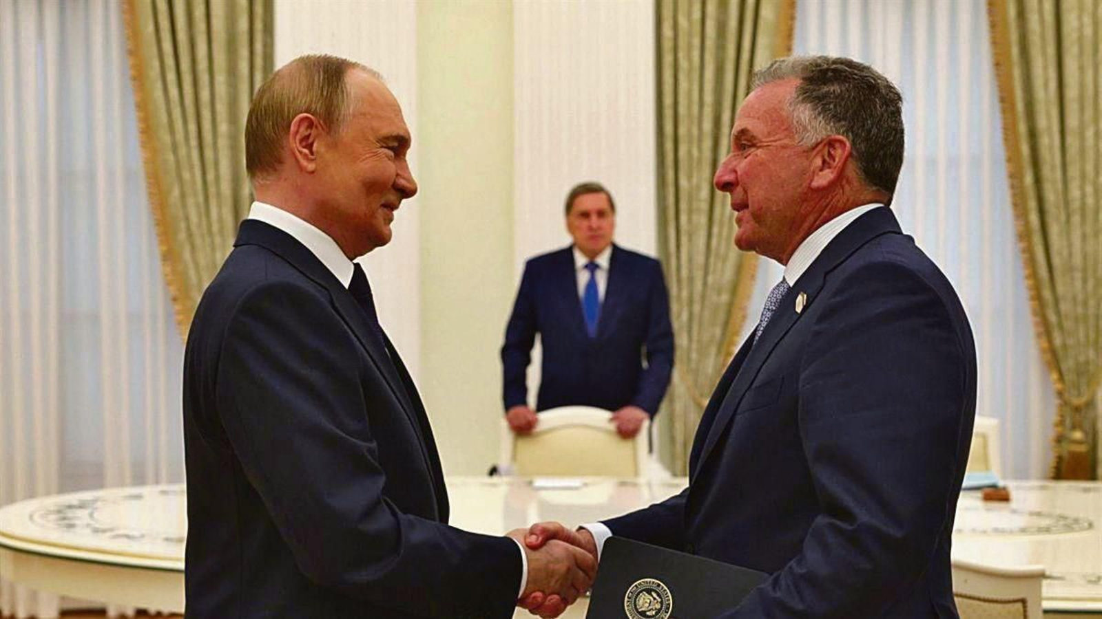 El presidente ruso, Vladimir Putin y el enviado especial de EEUU, Steve Witkoff, en Moscú.