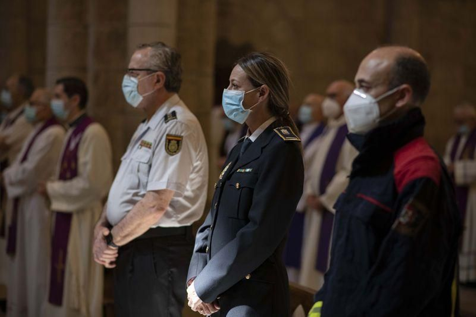 La Catedral de Ourense acoge el funeral en memoria de las víctimas mortales del covid // FOTO: Xesús Fariñas