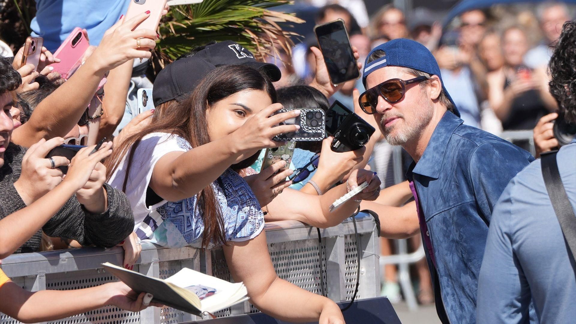 Brad Pitt desata la locura a su llegada a San Sebastián