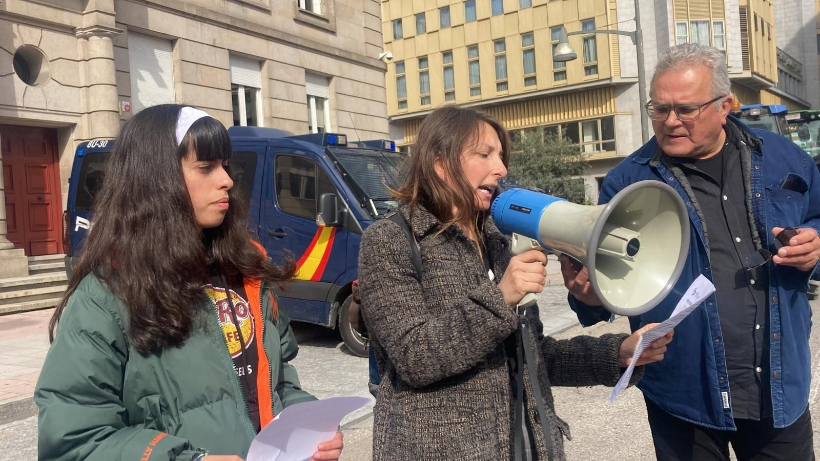 La tractorada vuelve a concentrarse frente a la Subdelegación del Gobierno, en Ourense capital.