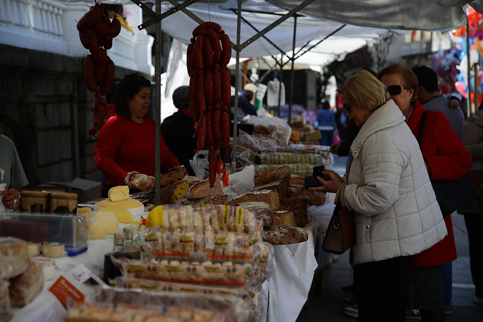 Galería |  Las Madamitas y el buen tiempo conquistan San Lázaro