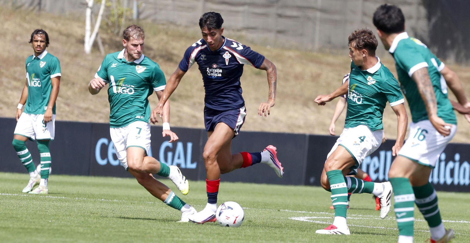 Galería | Celta Fortuna y Coruxo se miden en la pretemporada