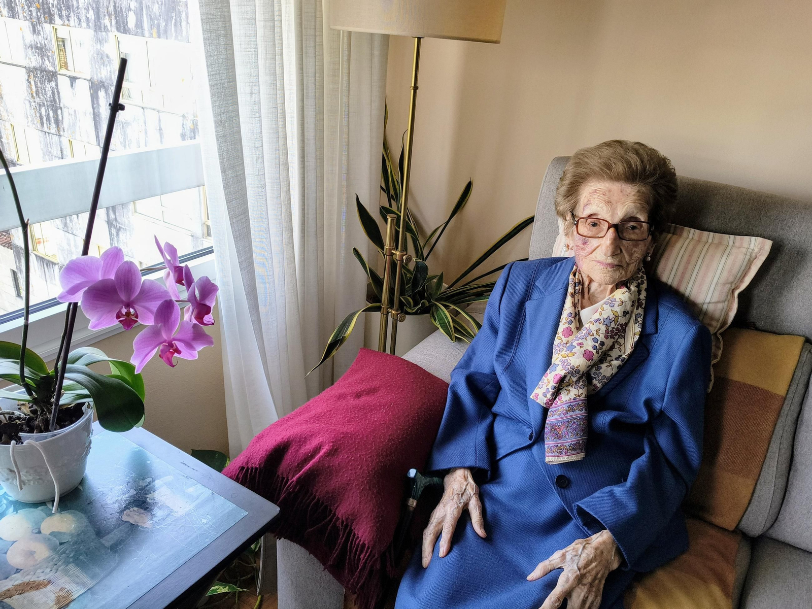 María del Carmen Adán en su casa de Pontevedra.