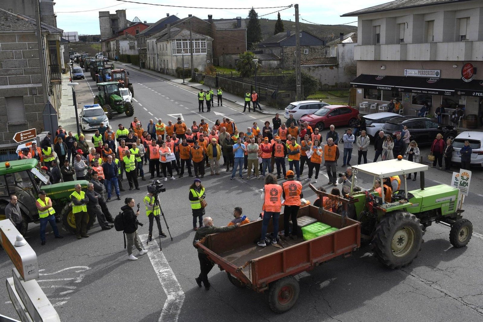Protestas de ganaderos y agricultores en A Gudiña.