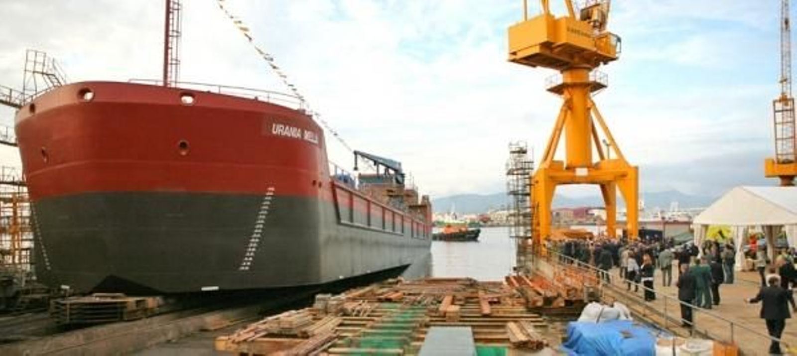 Acto de botadura del barco Urania Mella, el pasado viernes 17.