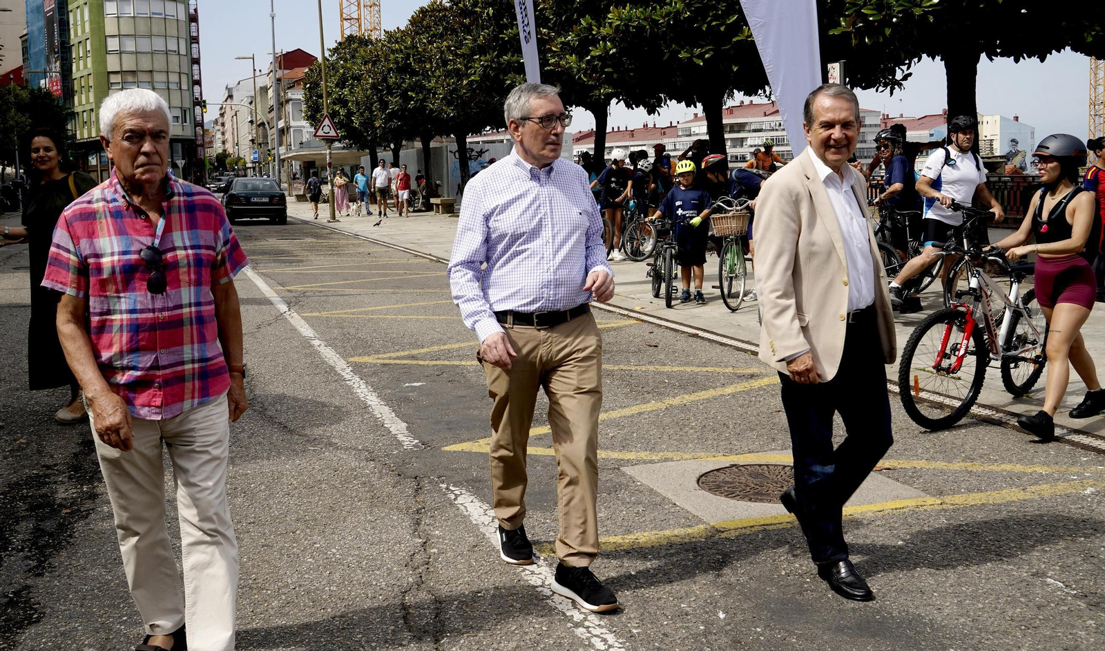 Galería | El ciclismo toma Vigo con la primera edición del Día de la Bici de Atlántico