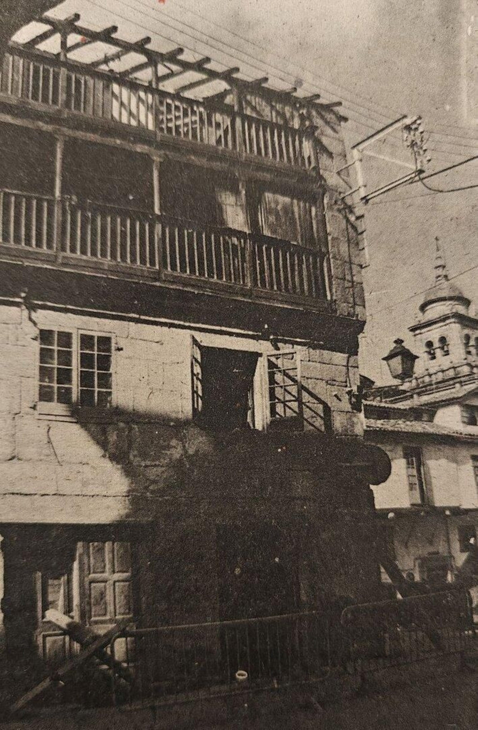 Otro caserón histórico que desaparece en Orense.