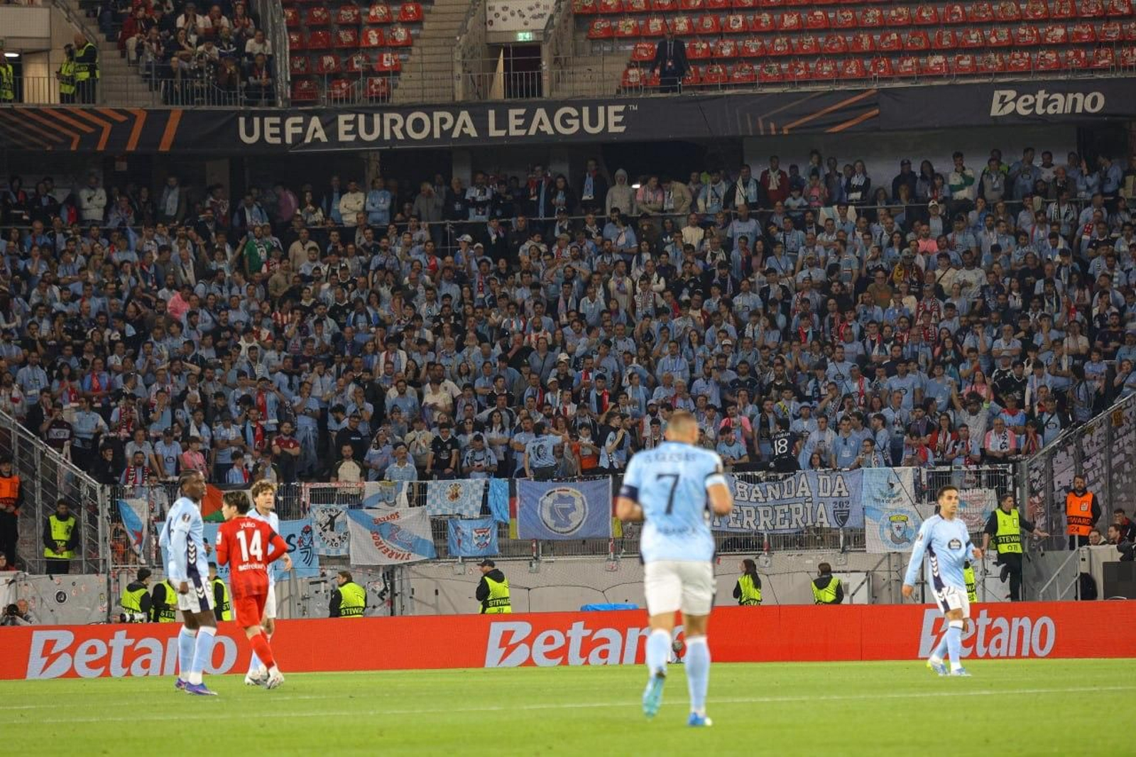Galería | Noche amarga del Celta en Friburgo