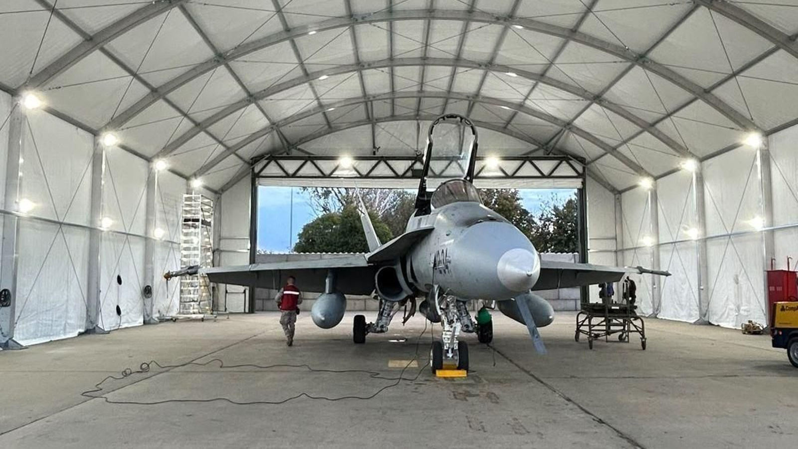 Un F18 en Base Mihail Kogalniceanu