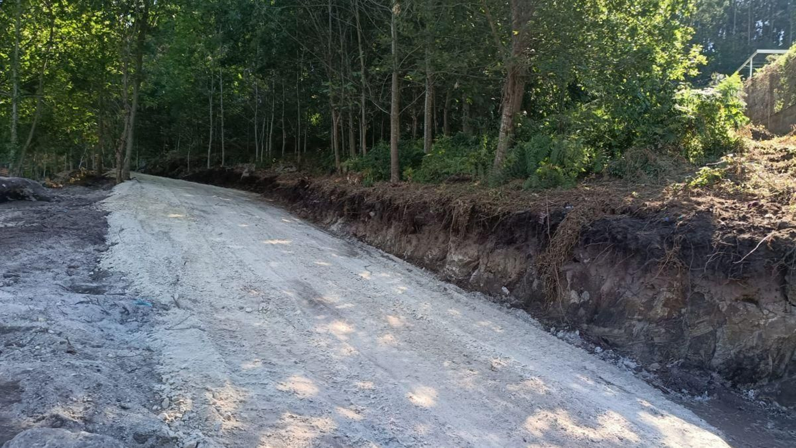 Pista abierta en las últimas semanas que preocupa a los vecinos de Darbo.