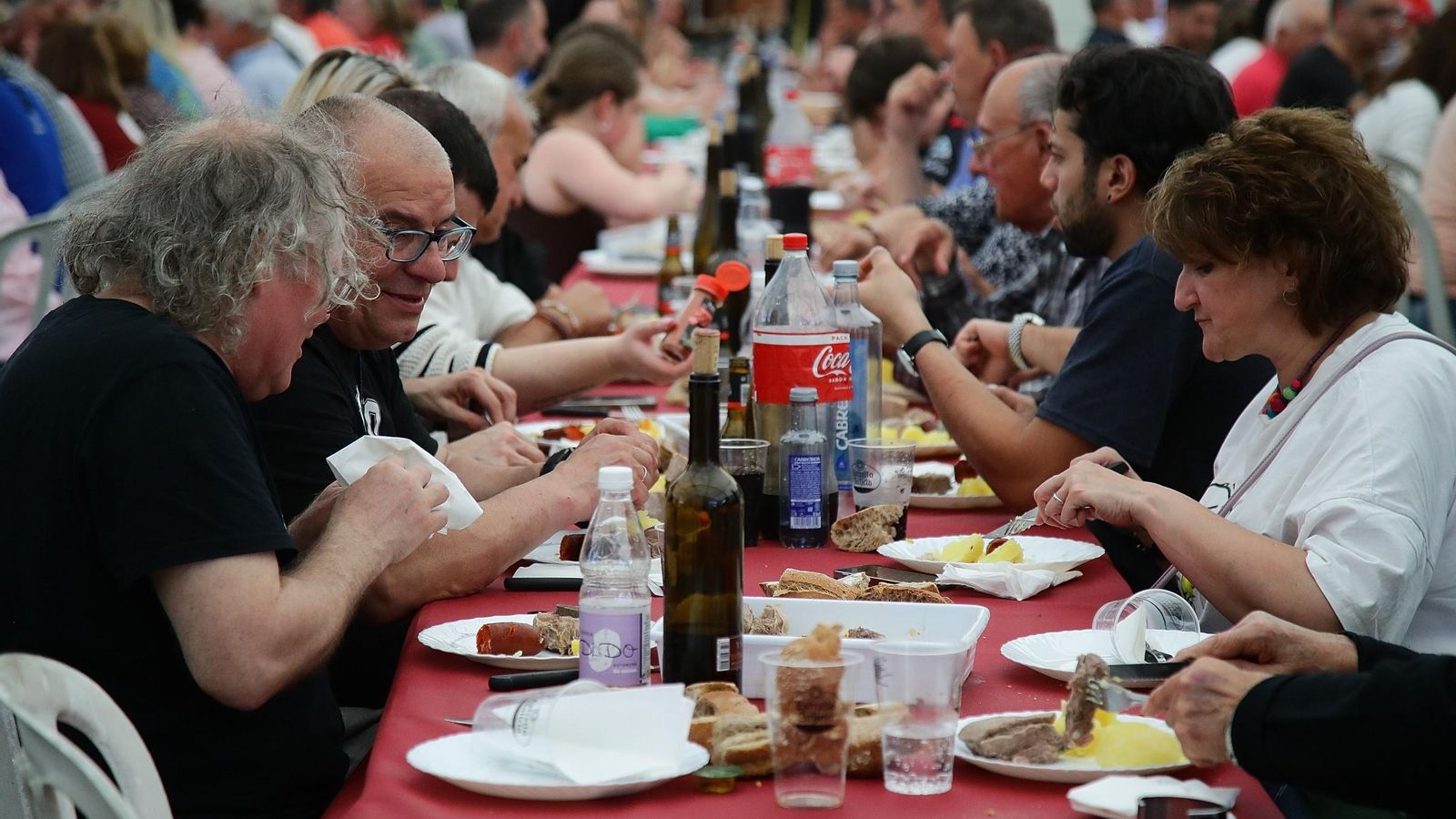 La espera por la carne se hizo larga, pero valió la pena.