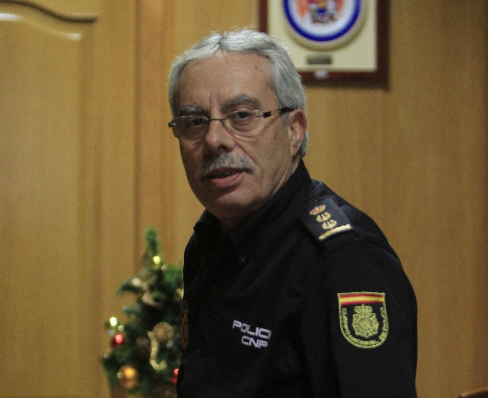 Amable Valcárcel, en su despacho de la Comisaría.