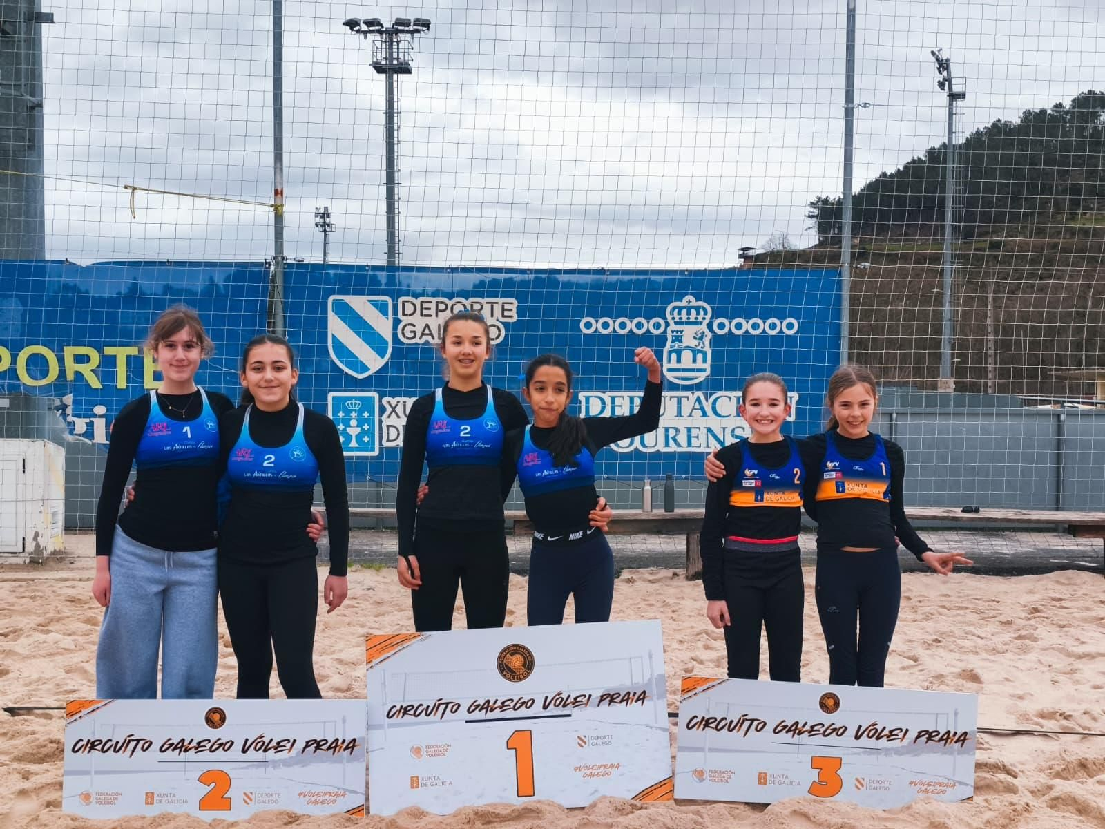 Galería | El Campeonato Gallego Sub-21 de Voley Playa se disfrutó en Oira