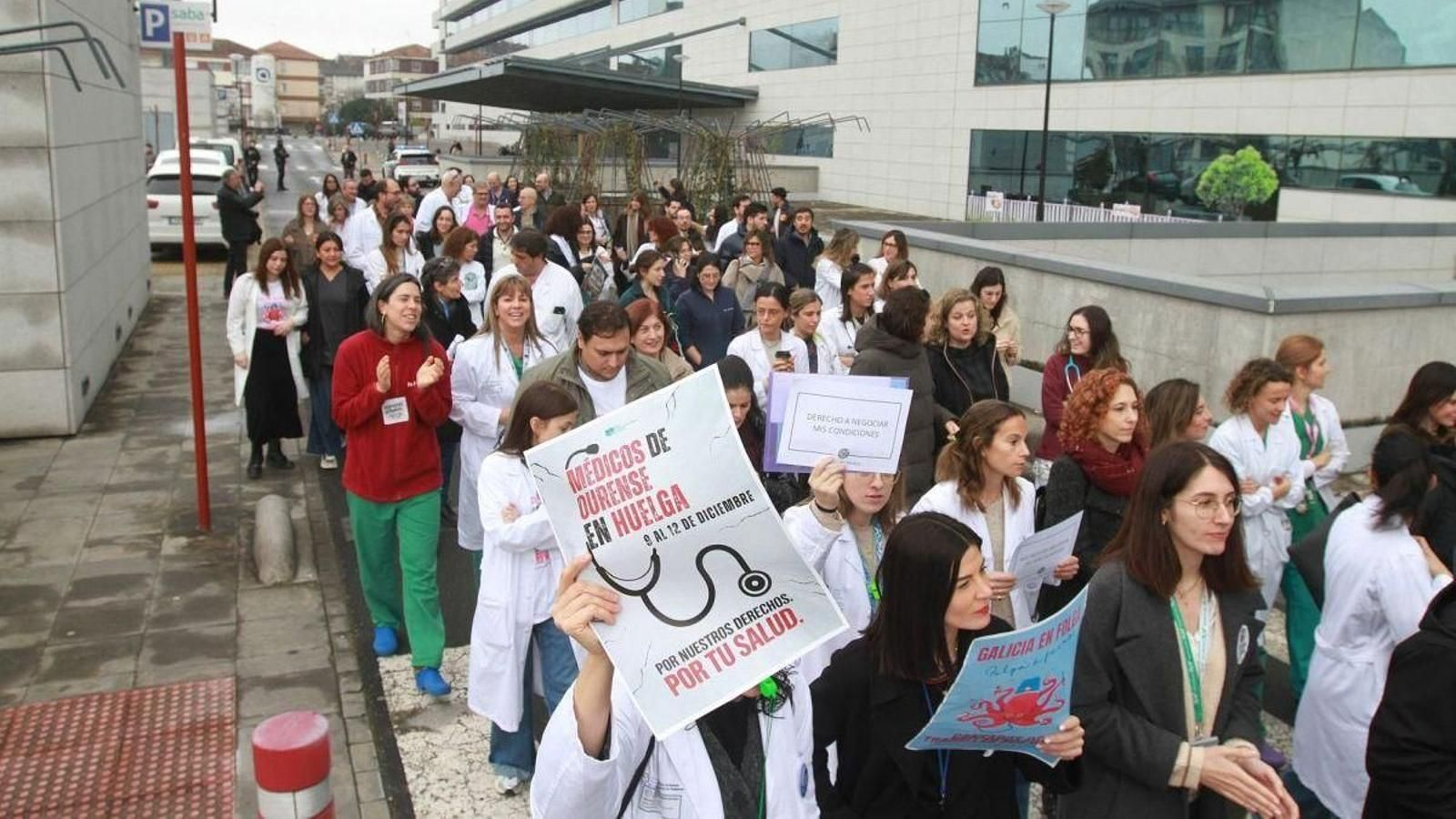 Movilización de médicos en el CHUO