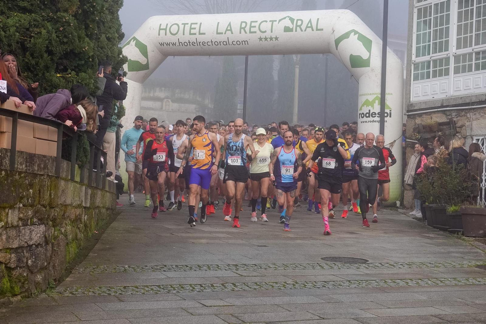 Galería | La carrera contra el cáncer 2026 de Mos reúne a casi 300 atletas