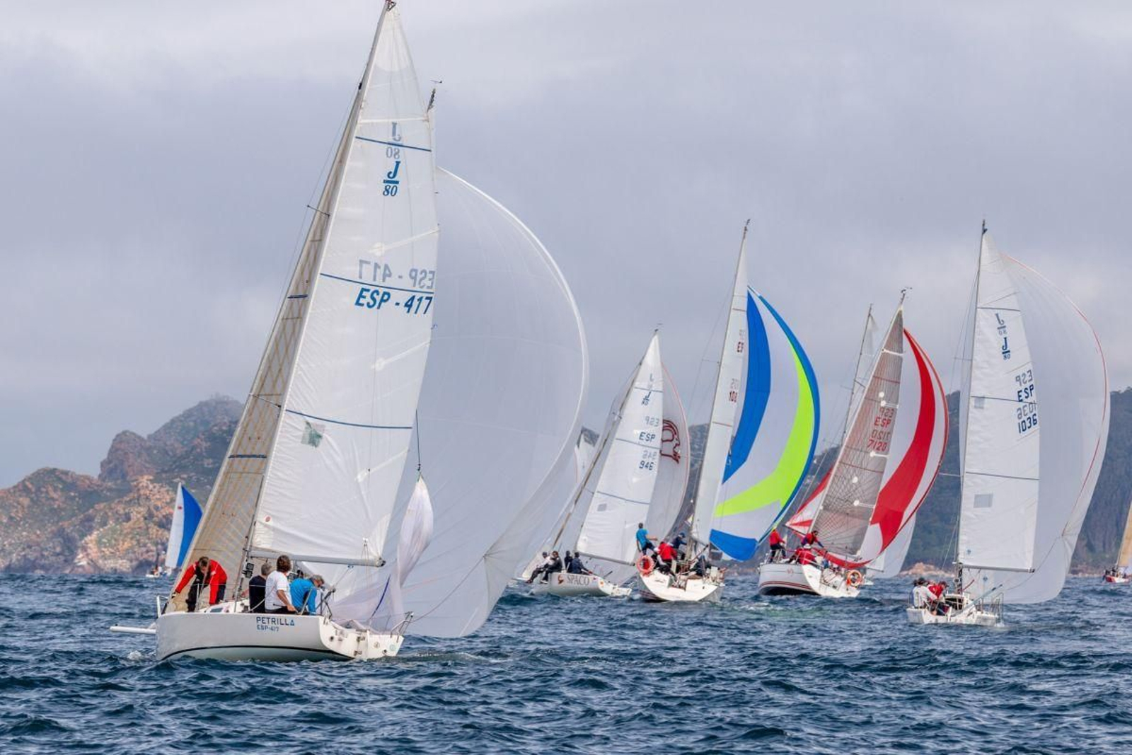La flota navegó desde la bahía de Baiona hasta Combarro.
