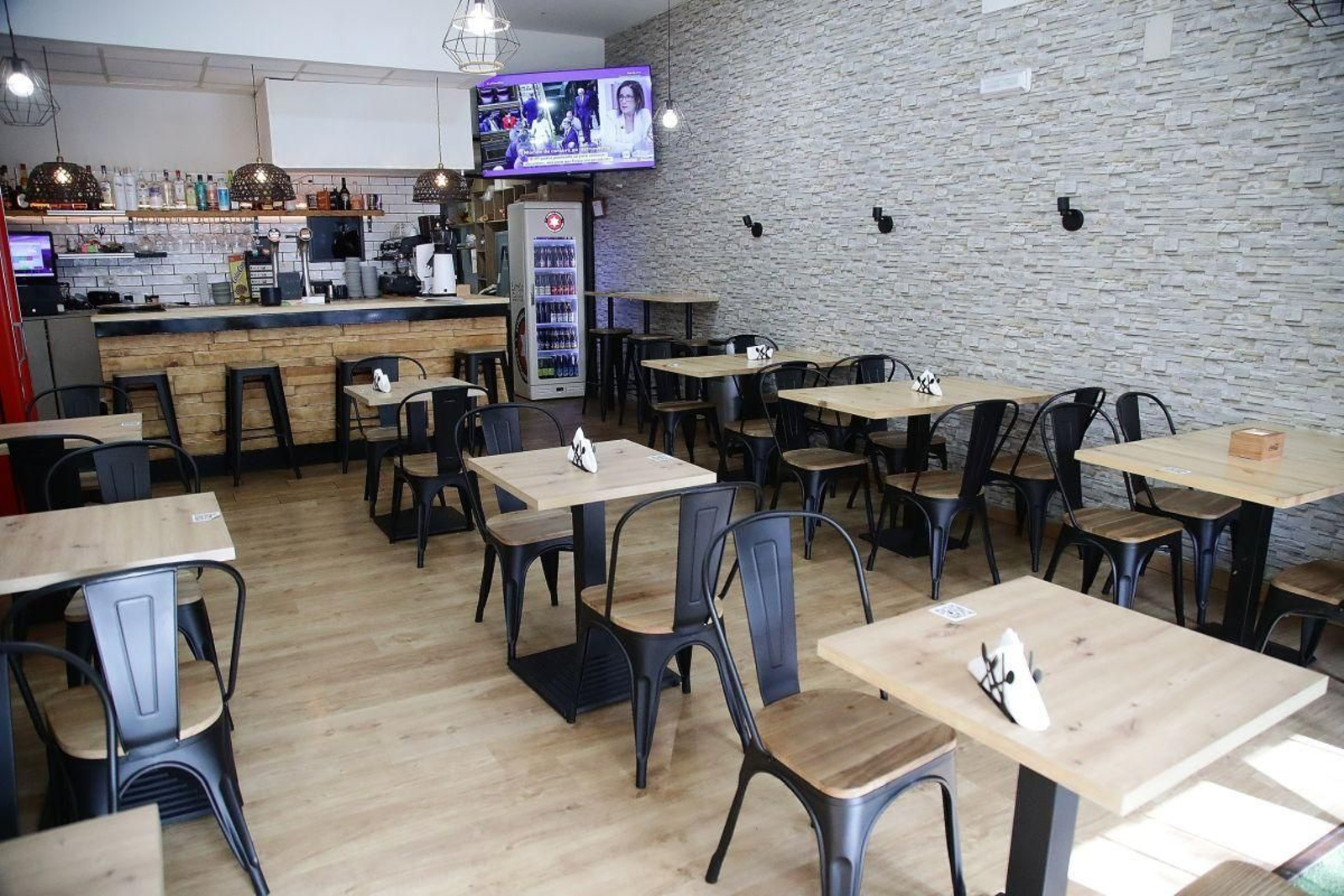 Interior de Gaule Grill.