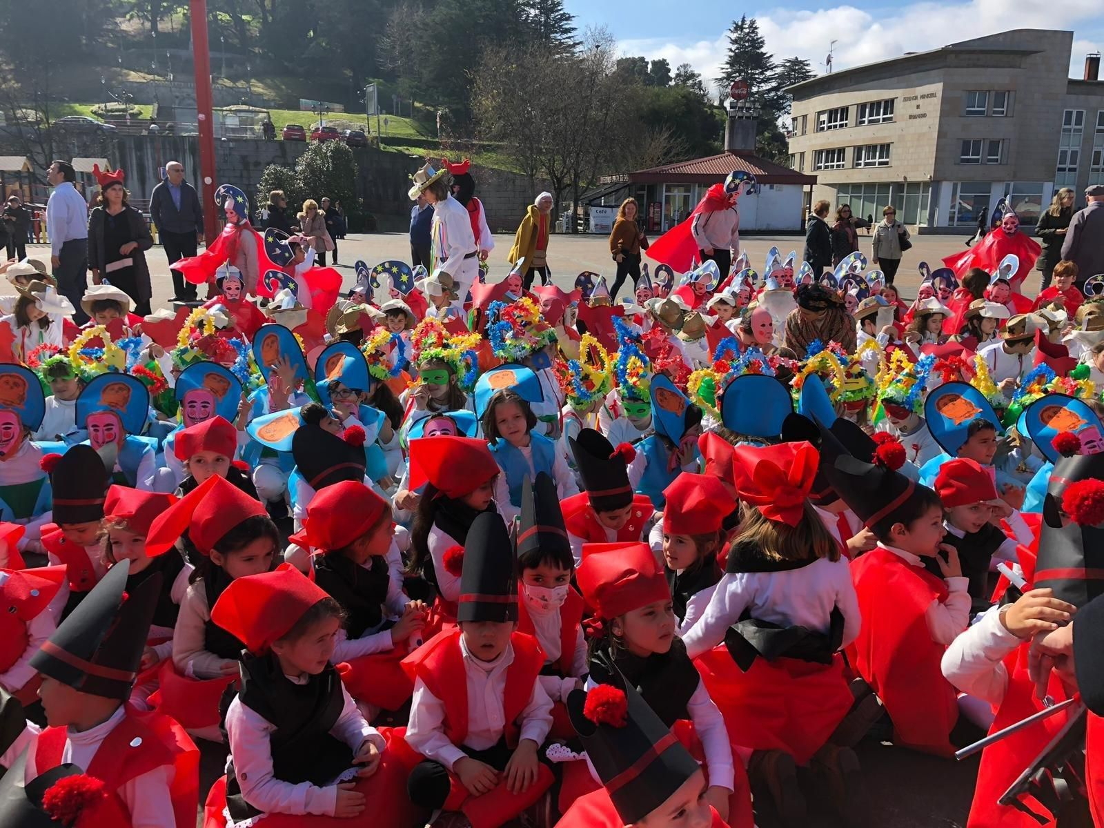 Los niños protagonizan el primer día del Entroido en Vigo