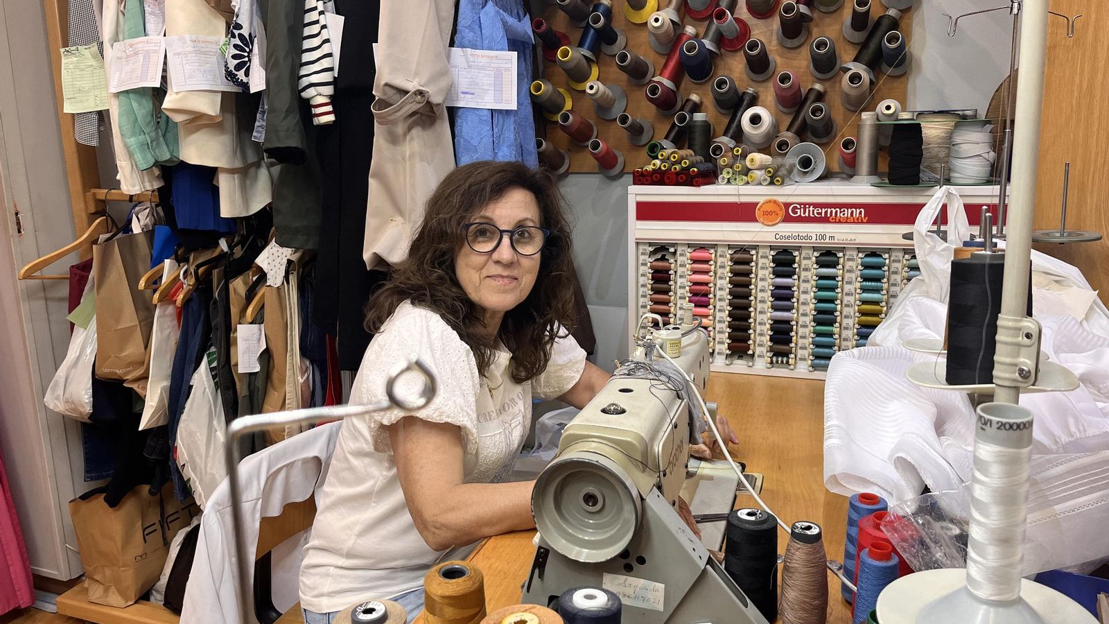 Conchi Prado es modista.
