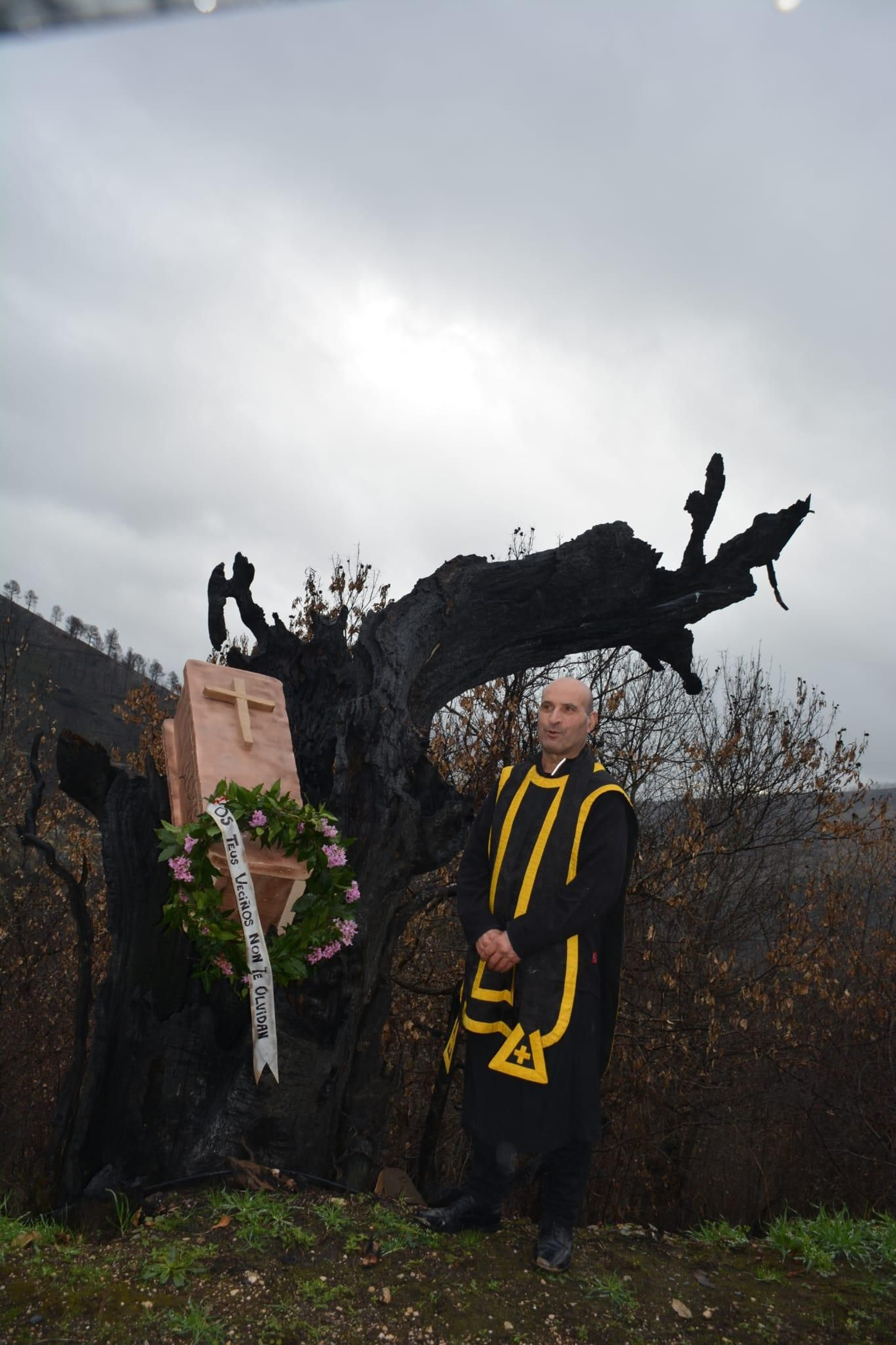 Galería | Los vecinos de San Vicente celebran el Entroido y homenajean a su localidad