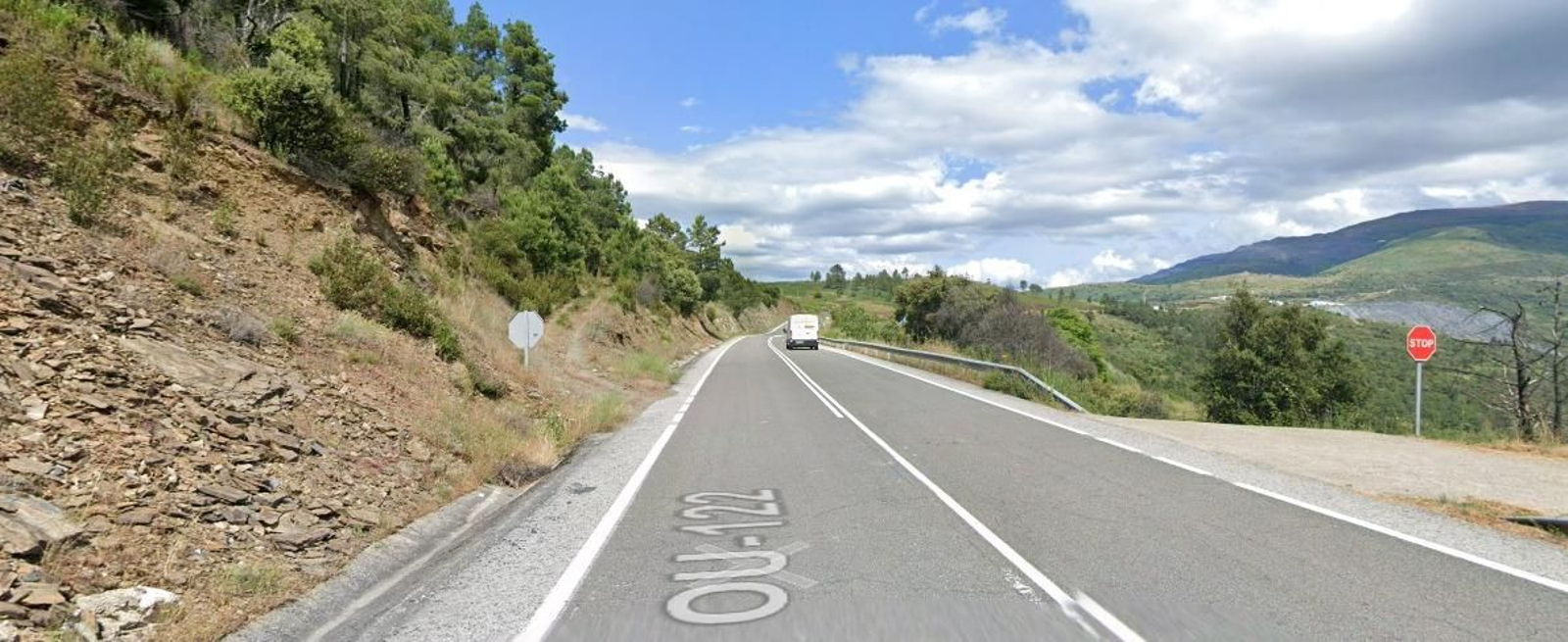 Altura del kilómetro 12 de la OU-122.