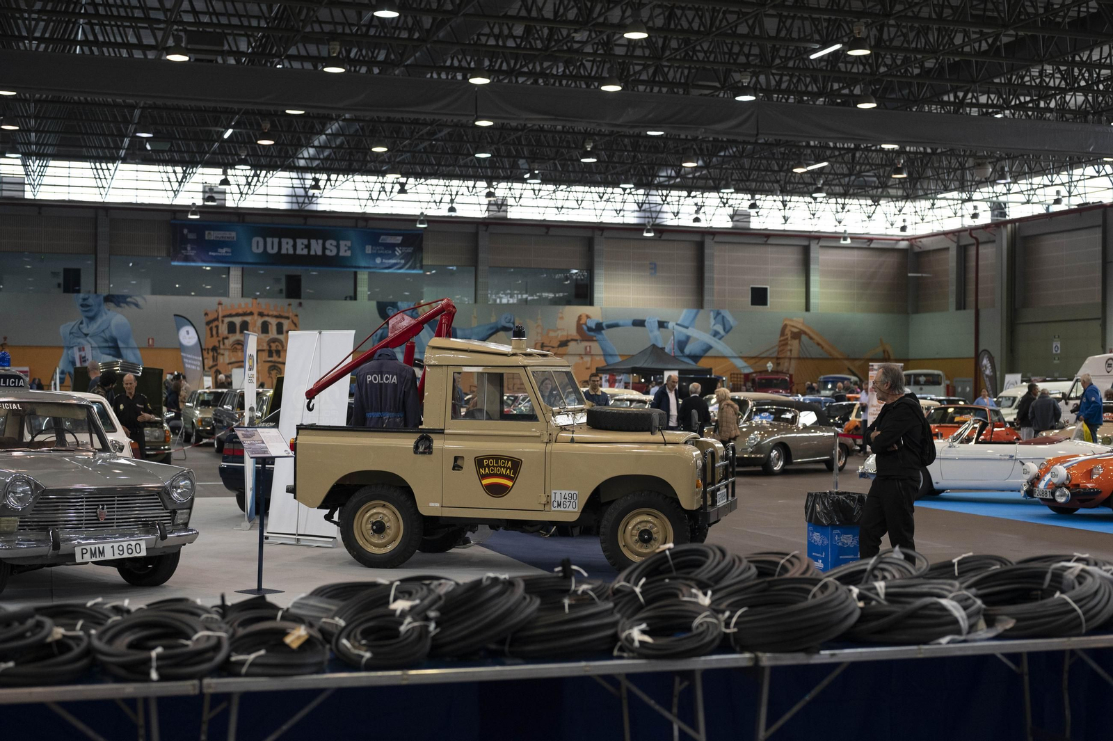 Galería | Expourense retrocede varias décadas con la belleza de los coches clásicos