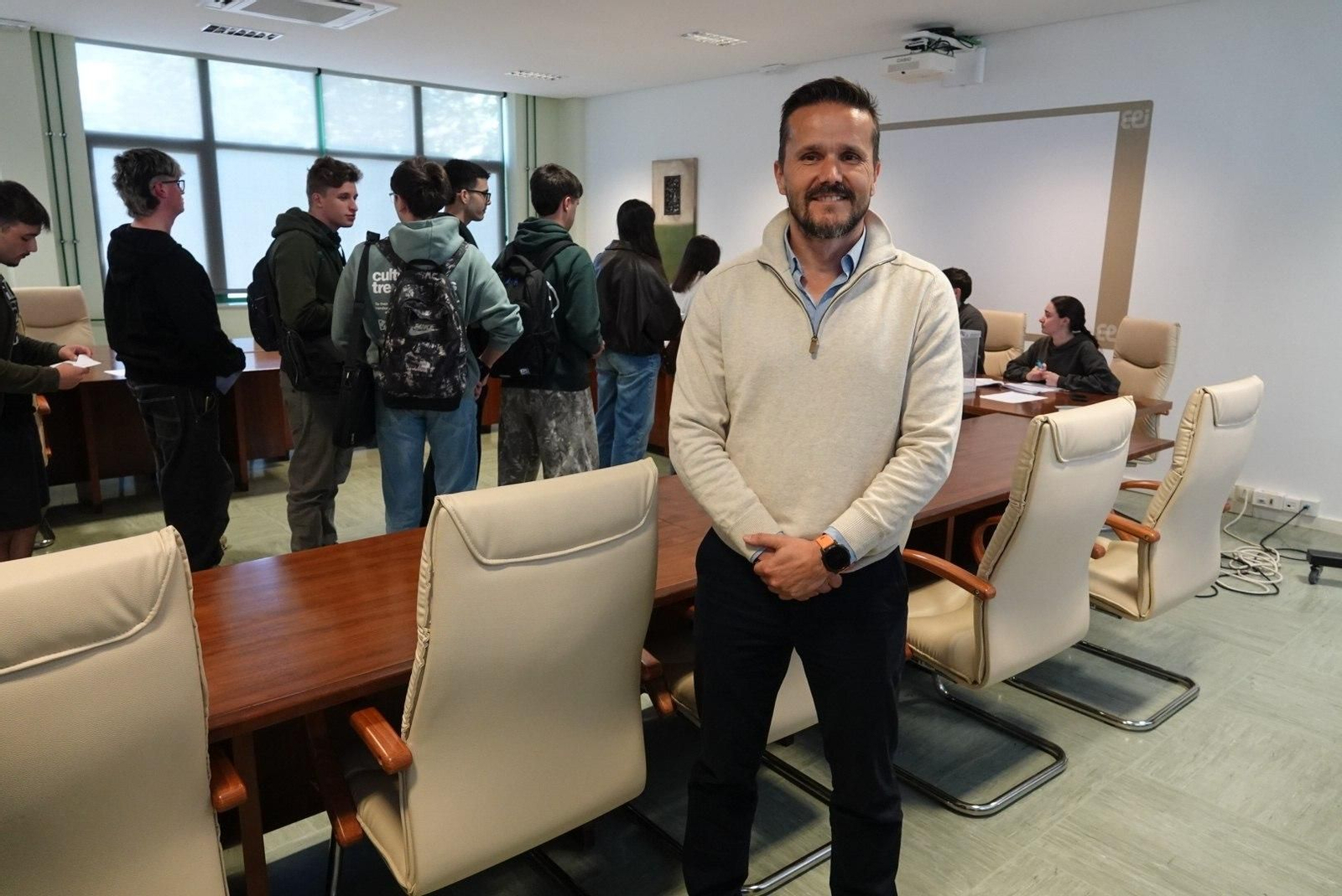 Galería | La Universidad de Vigo vota a su nuevo rector
