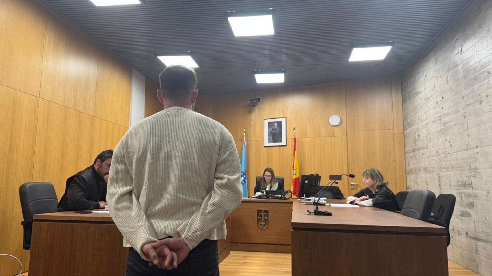 Carlos S.F. negó haber agredido a un hombre en un pub de Xinzo.