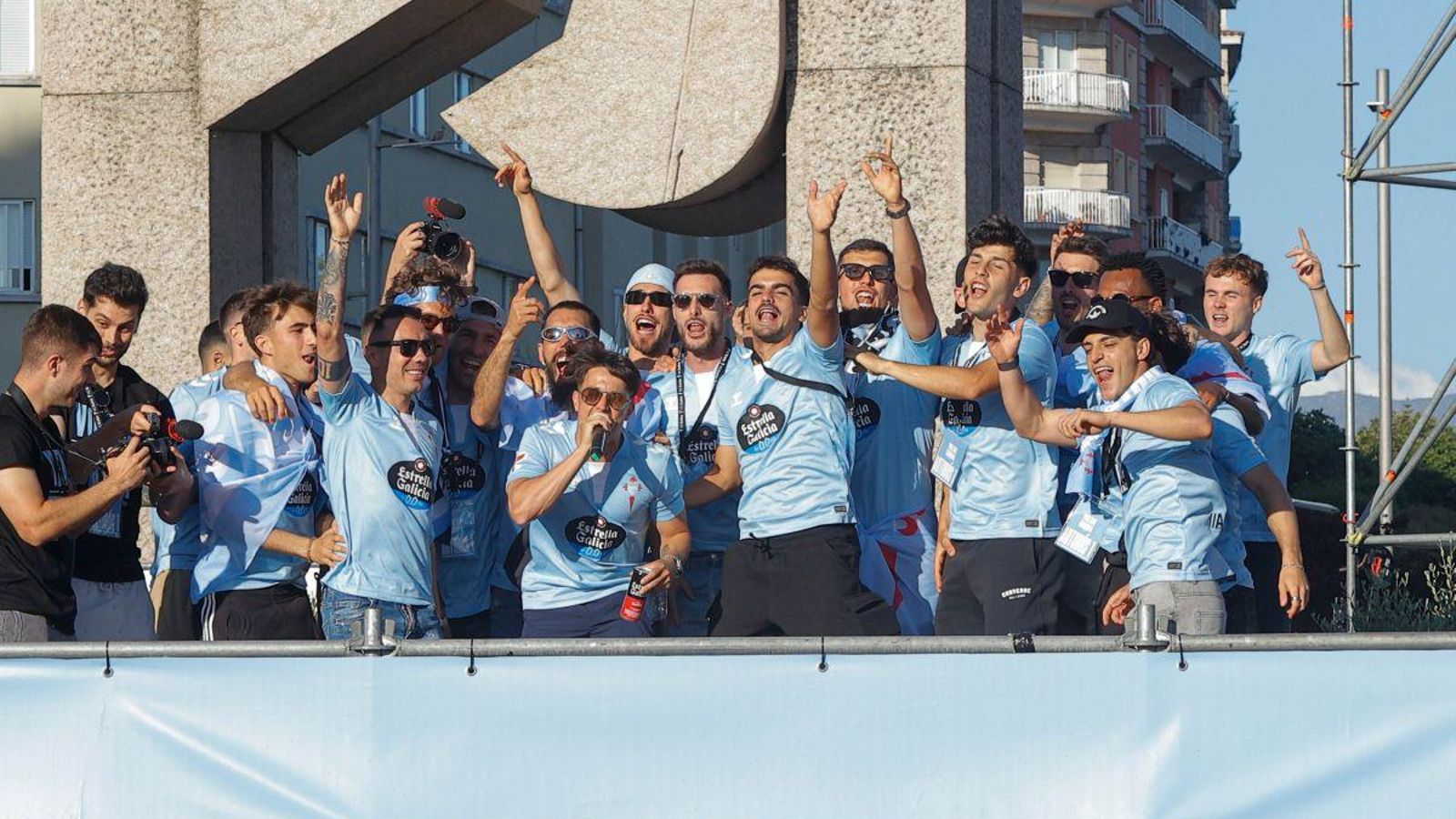 Como él mismo diría, Franco Cervi se robó el show como maestro de ceremonias.